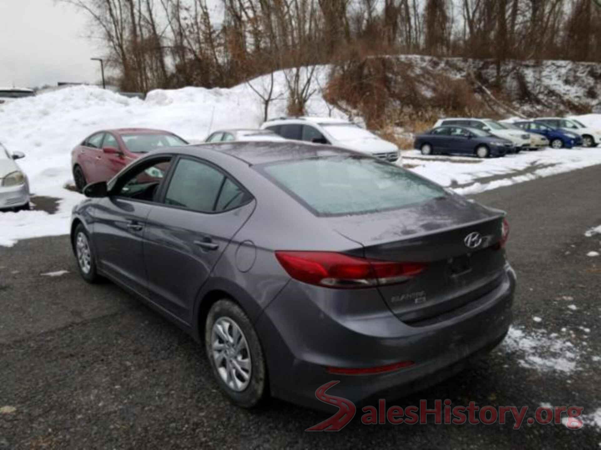 5NPD74LFXJH251083 2018 HYUNDAI ELANTRA