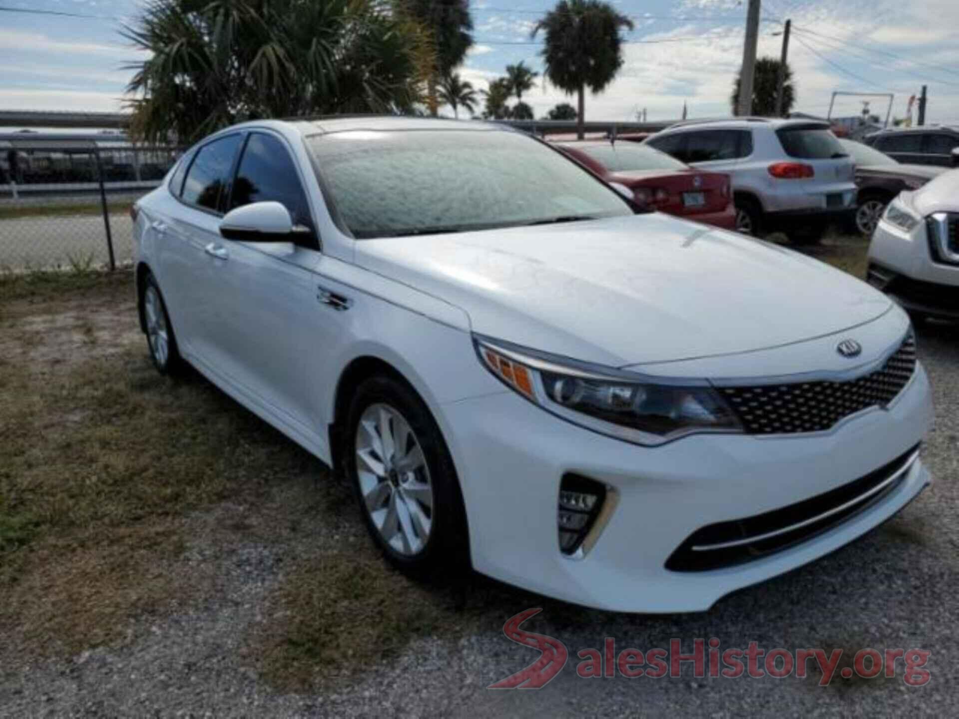 5XXGT4L30JG244976 2018 KIA OPTIMA