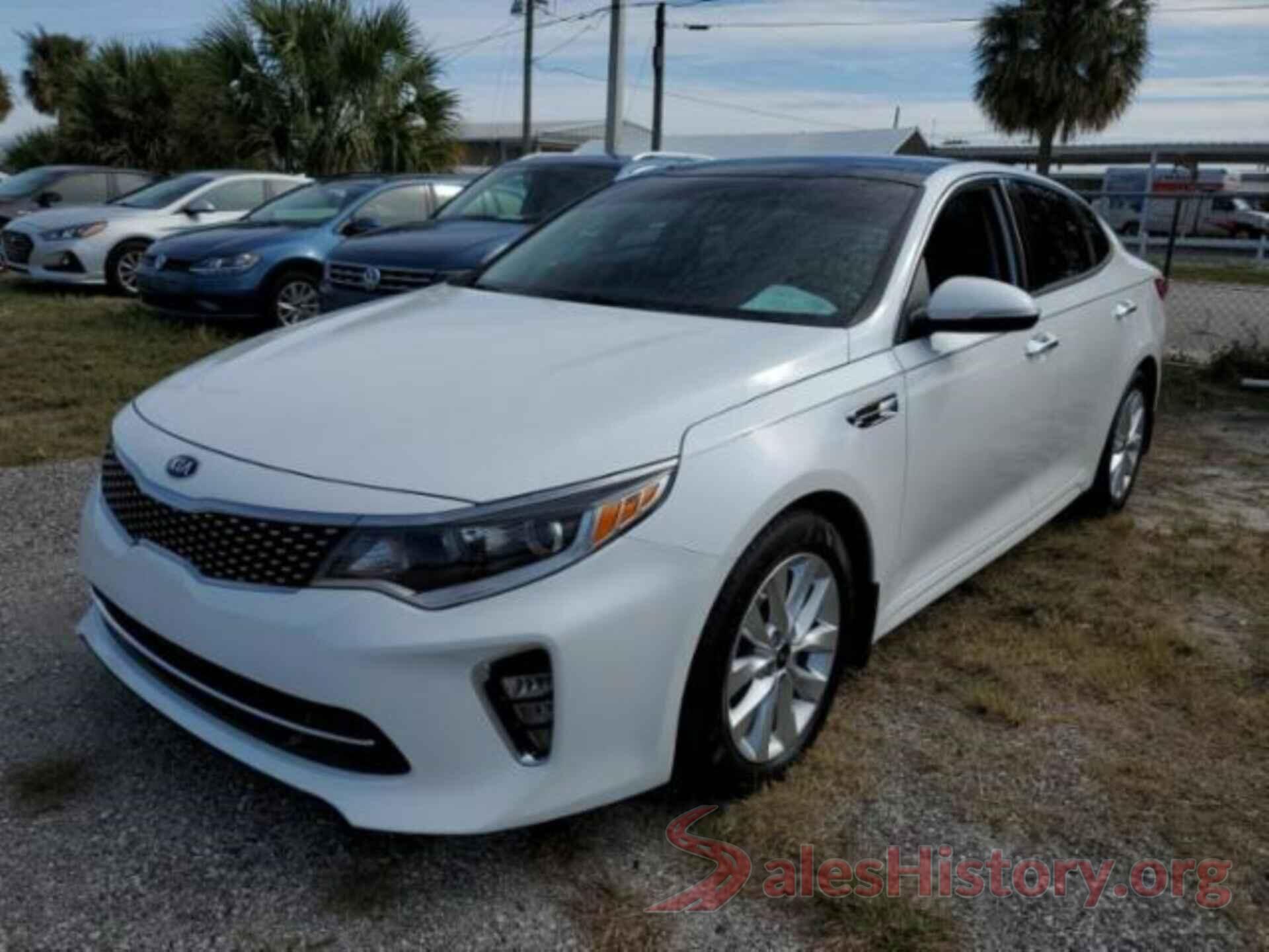 5XXGT4L30JG244976 2018 KIA OPTIMA