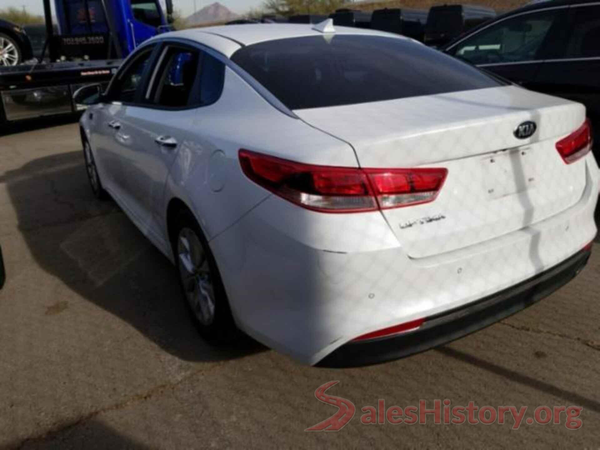 5XXGT4L30JG252916 2018 KIA OPTIMA