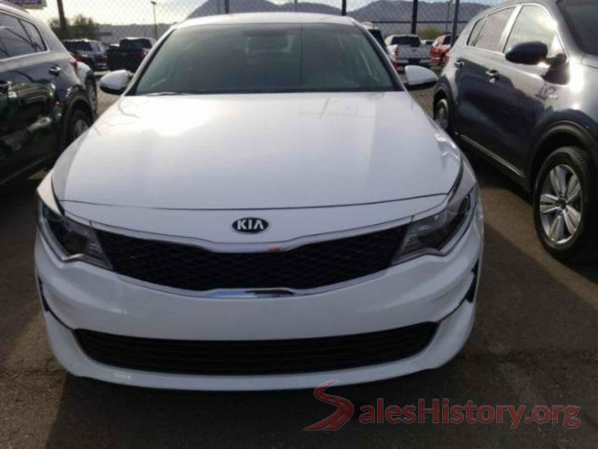 5XXGT4L30JG252916 2018 KIA OPTIMA