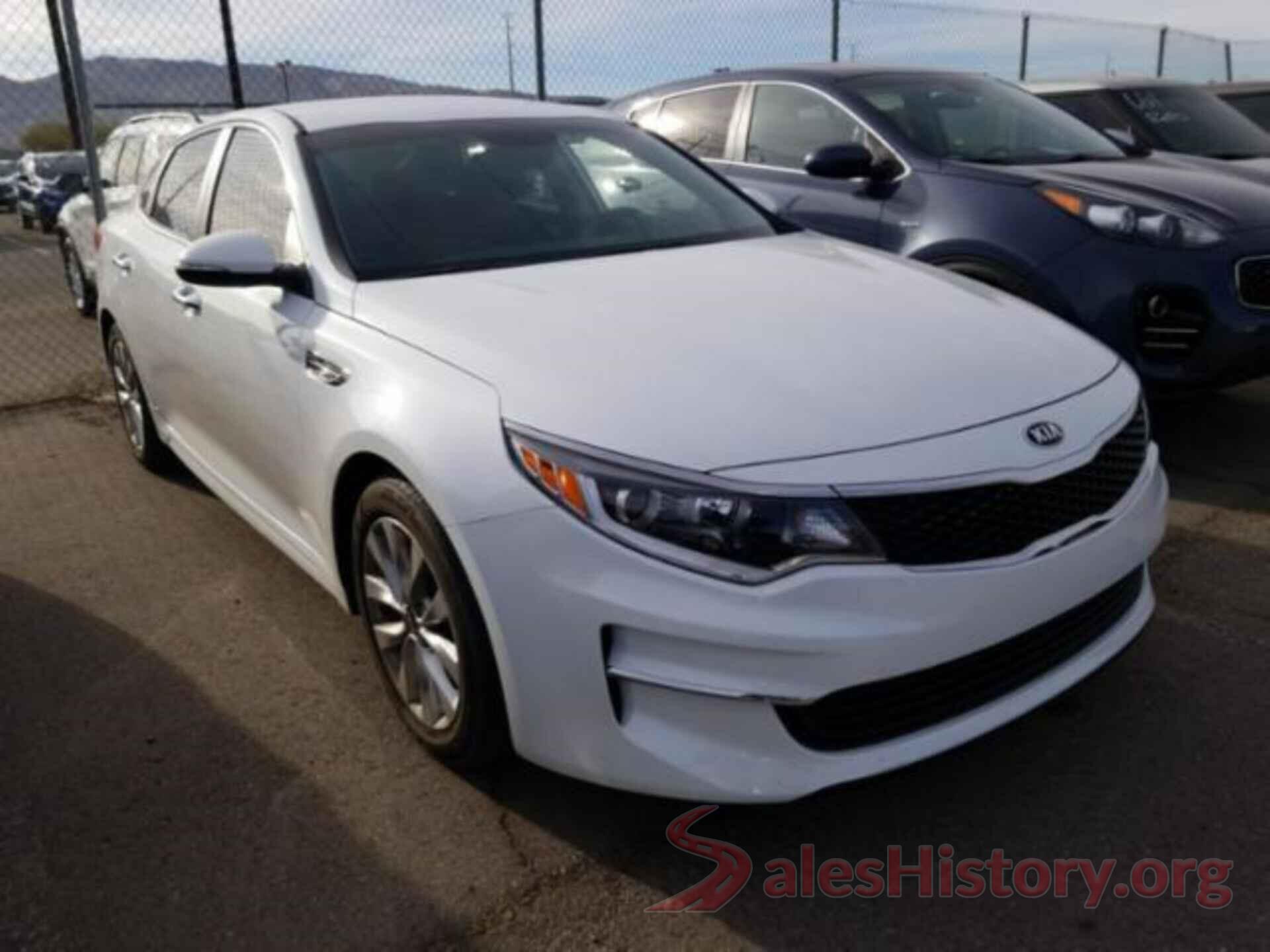 5XXGT4L30JG252916 2018 KIA OPTIMA