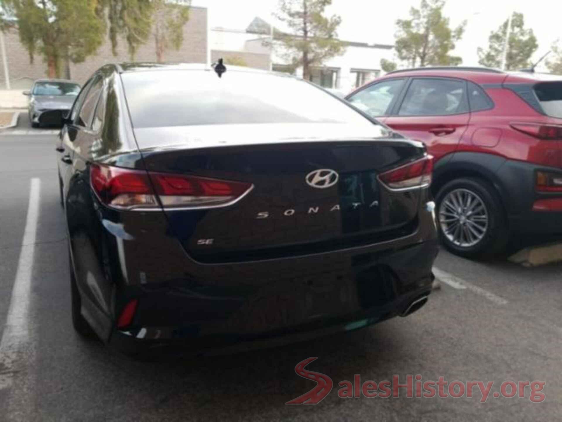 5NPE24AF8JH599969 2018 HYUNDAI SONATA