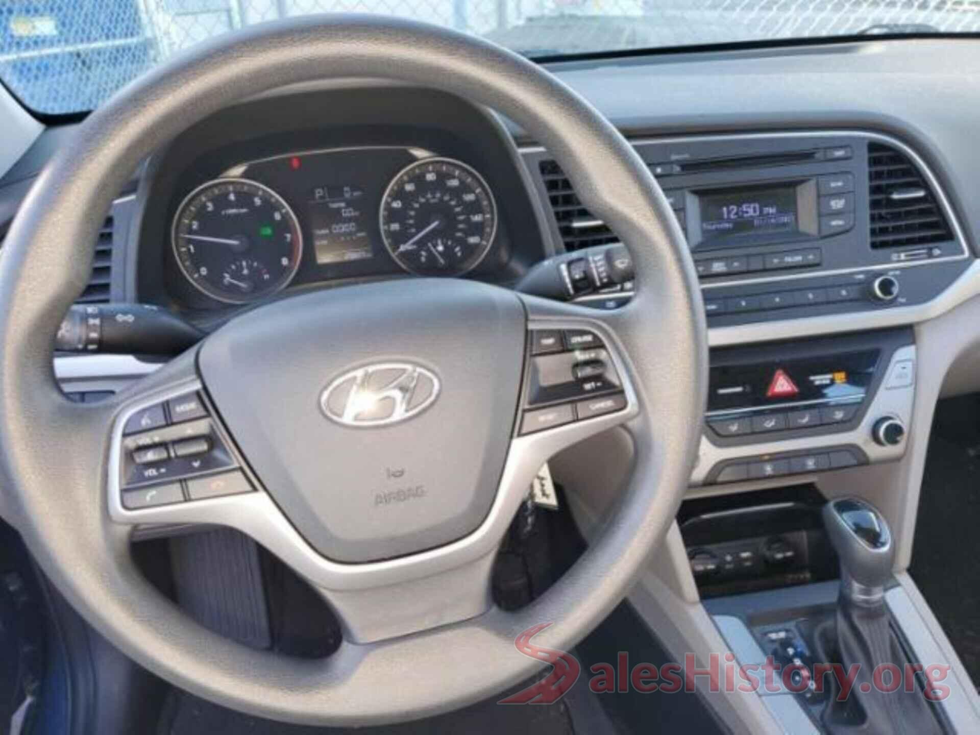 5NPD74LF2JH240255 2018 HYUNDAI ELANTRA