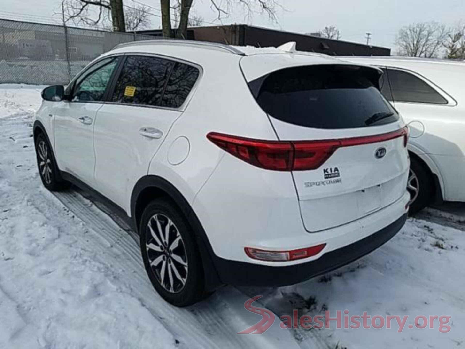 KNDPNCAC6J7456765 2018 KIA SPORTAGE