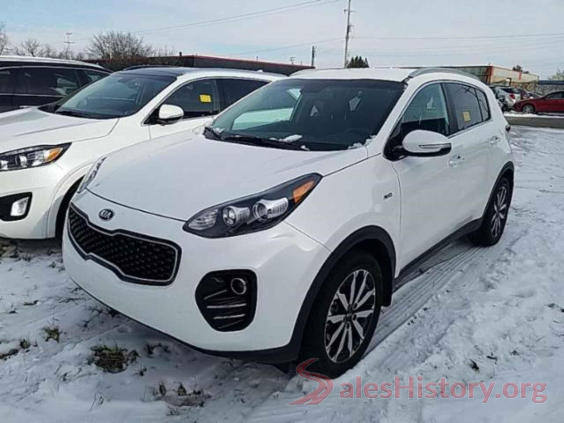 KNDPNCAC6J7456765 2018 KIA SPORTAGE