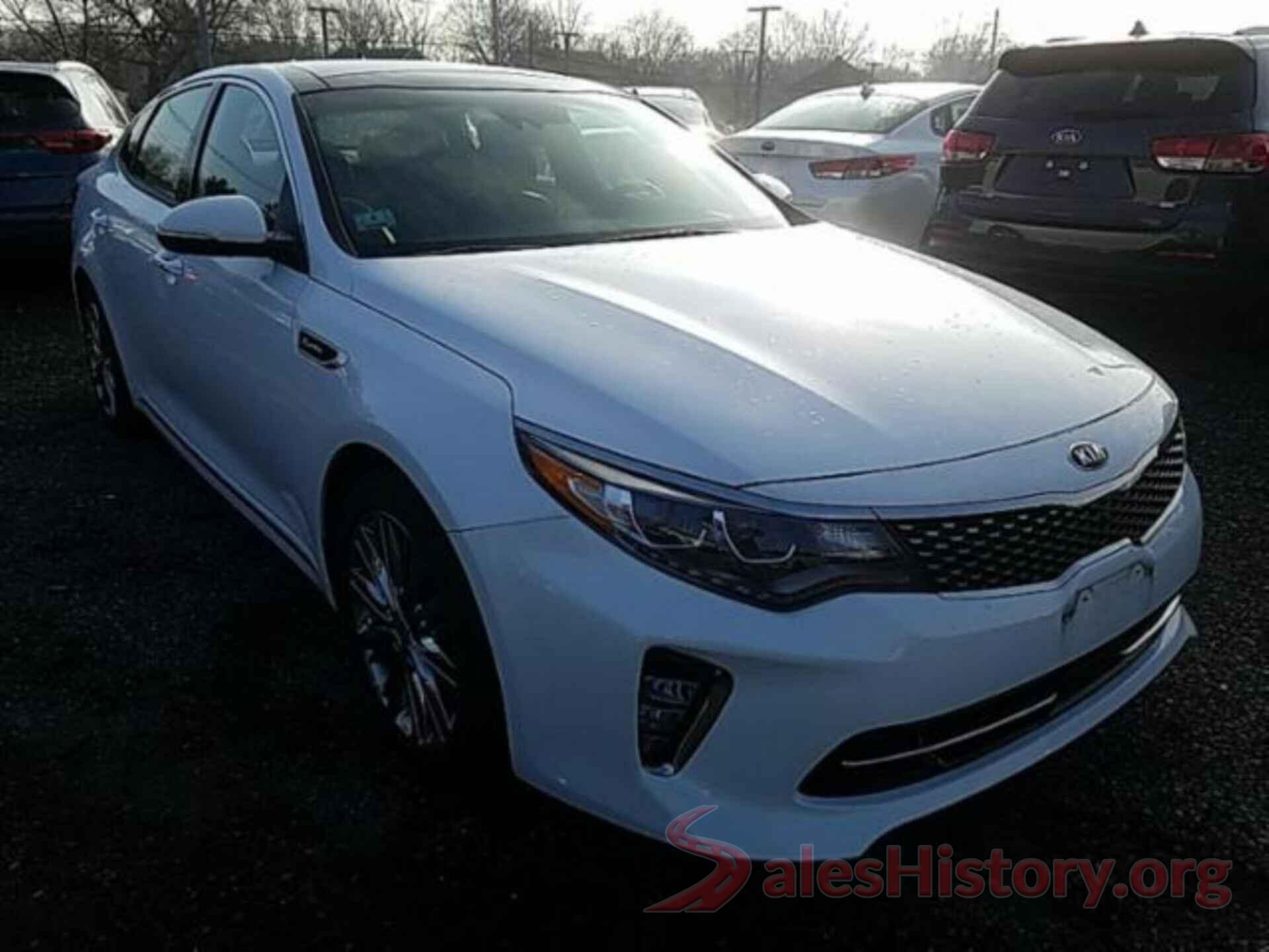 5XXGV4L20JG216130 2018 KIA OPTIMA