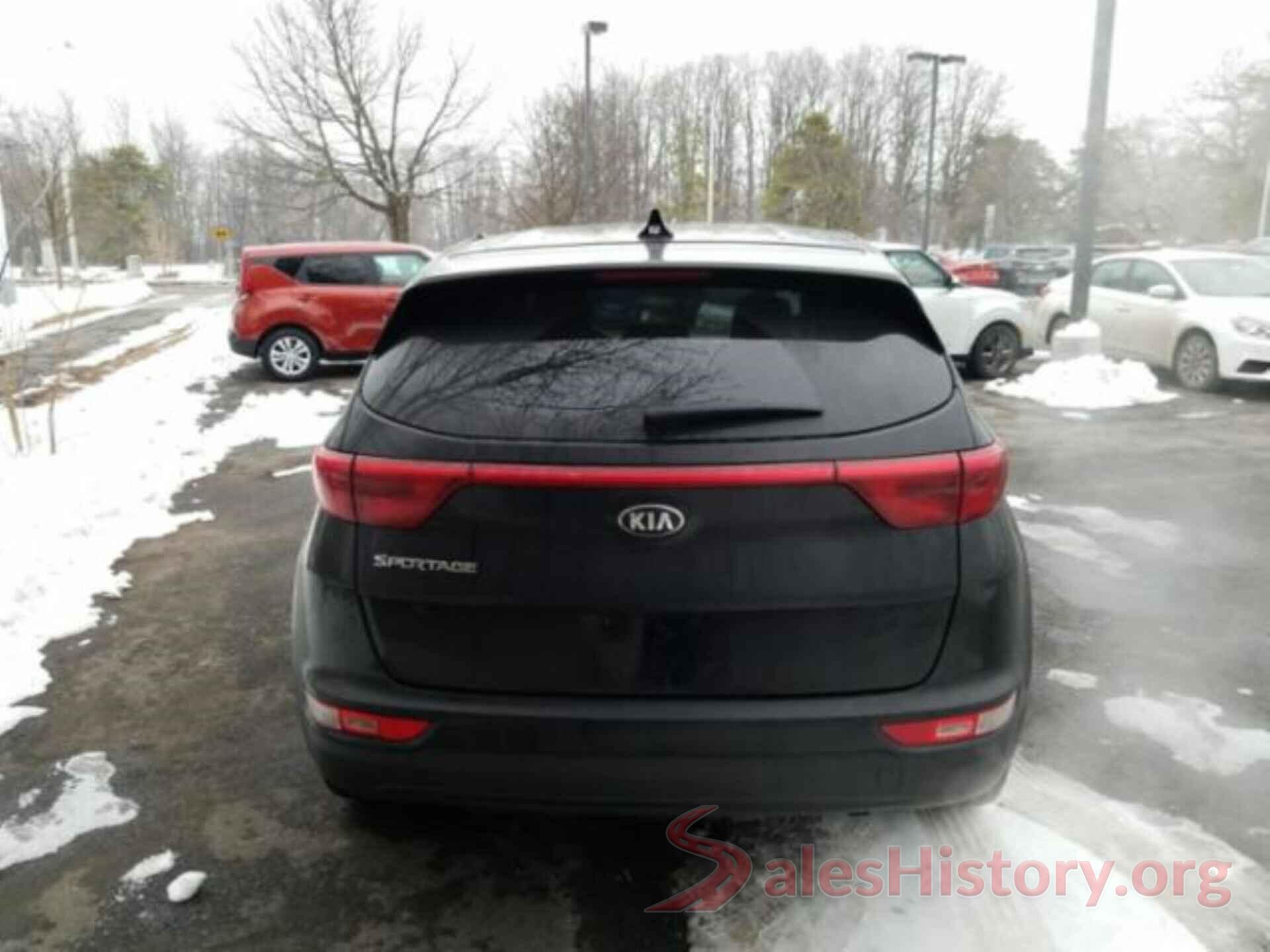 KNDPMCAC6J7364560 2018 KIA SPORTAGE