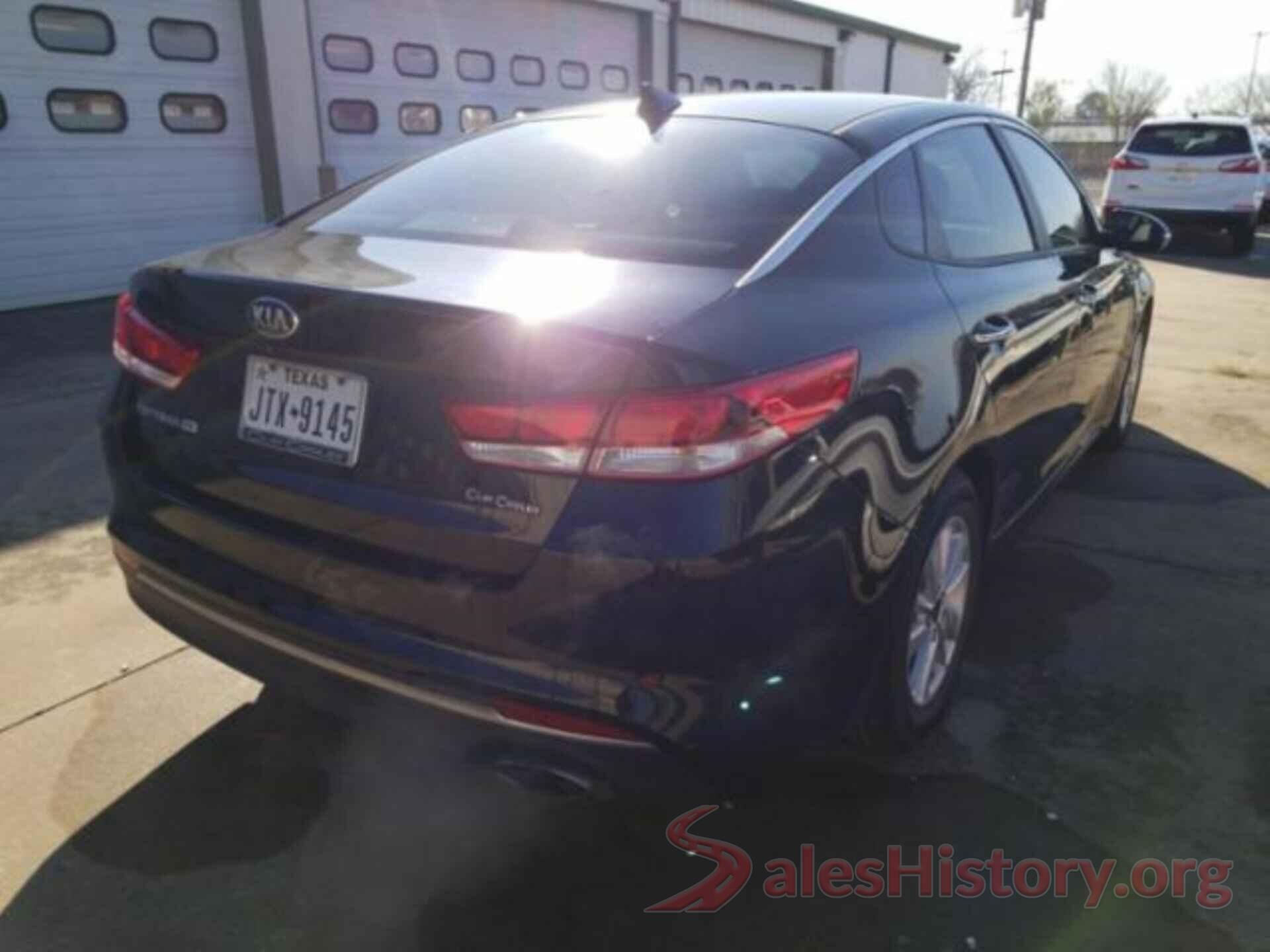 5XXGT4L35HG163773 2017 KIA OPTIMA