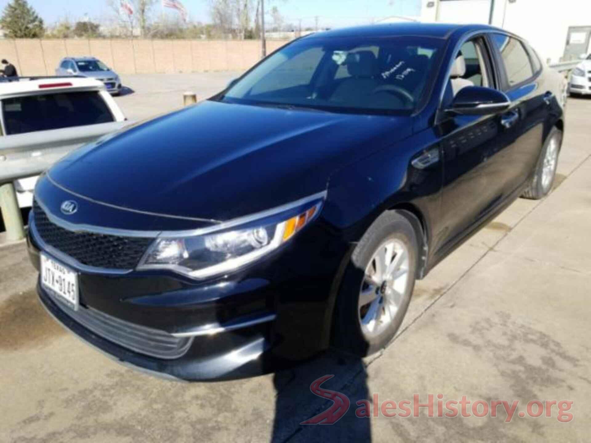 5XXGT4L35HG163773 2017 KIA OPTIMA