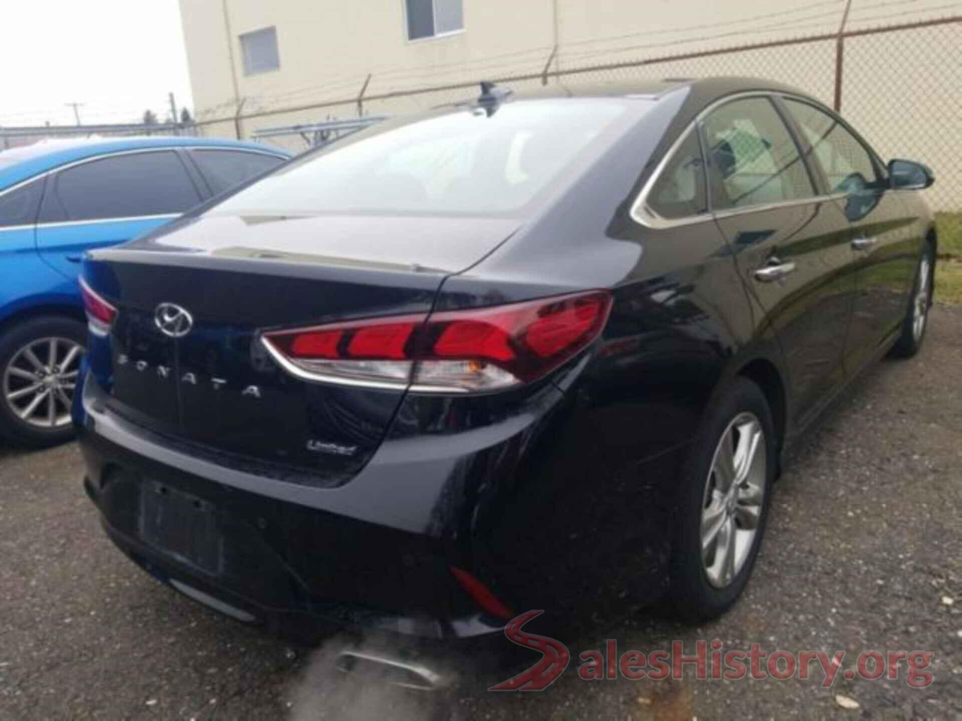 5NPE34AF8JH679379 2018 HYUNDAI SONATA