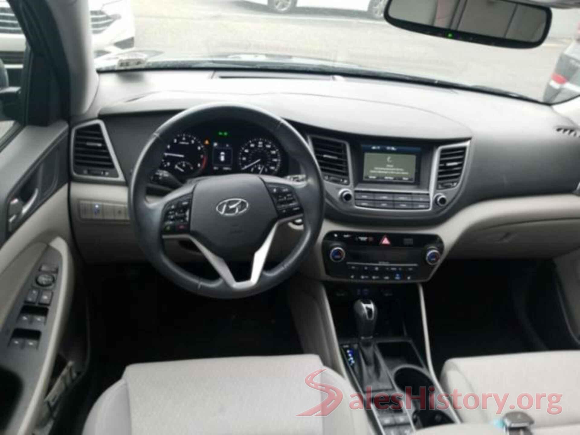 KM8J3CA26JU647263 2018 HYUNDAI TUCSON