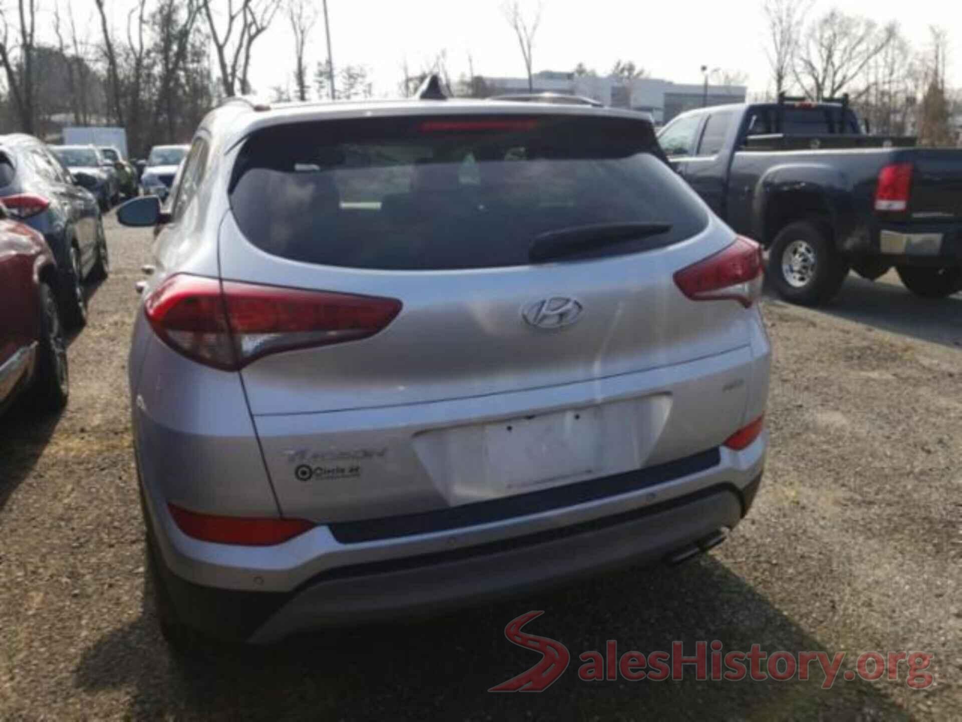 KM8J3CA25JU730828 2018 HYUNDAI TUCSON