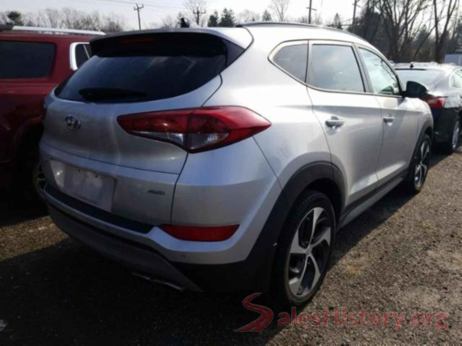 KM8J3CA25JU730828 2018 HYUNDAI TUCSON