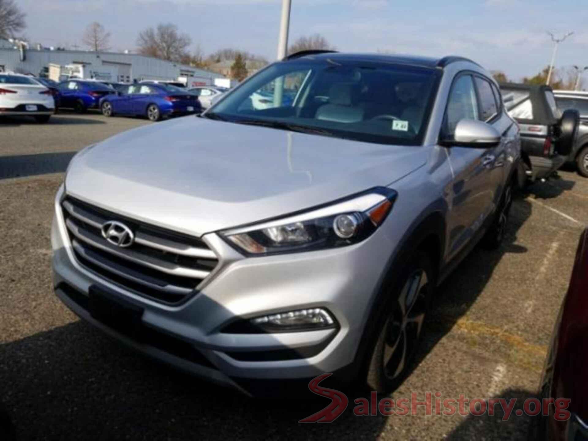 KM8J3CA25JU730828 2018 HYUNDAI TUCSON