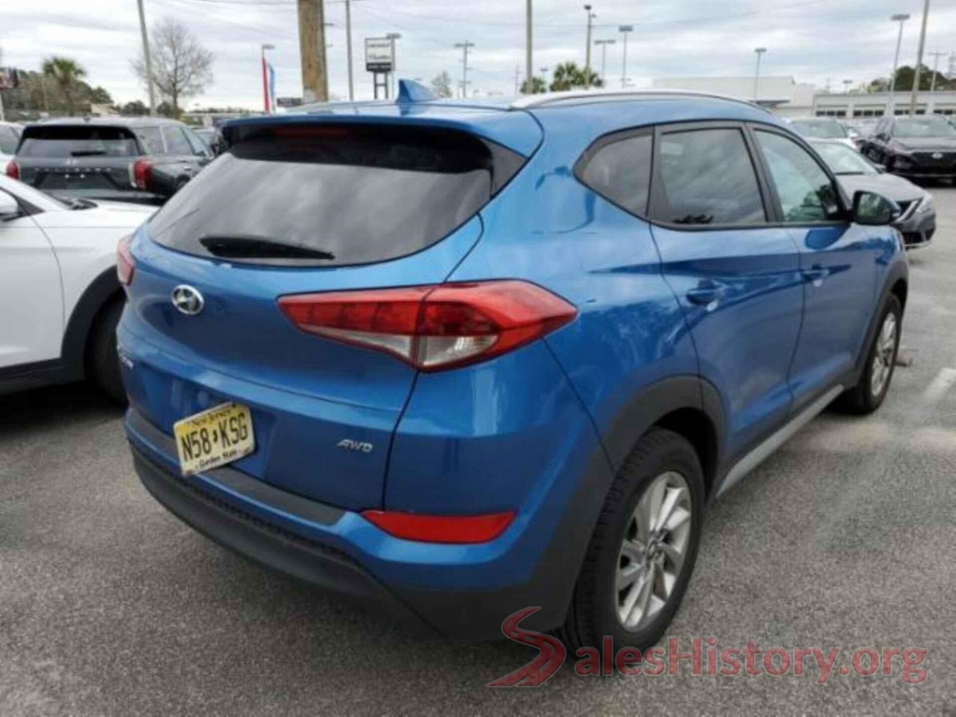 KM8J3CA47JU775738 2018 HYUNDAI TUCSON