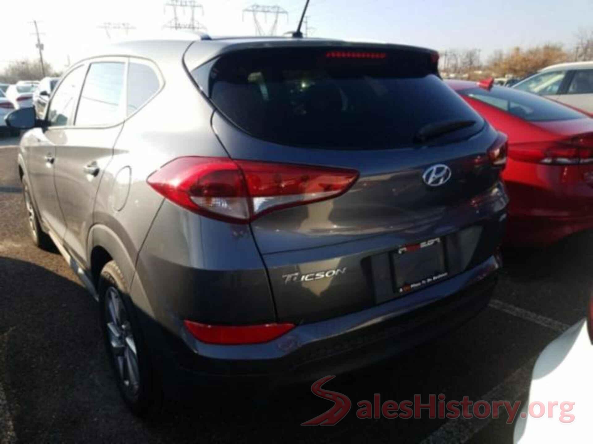 KM8J3CA45HU501111 2017 HYUNDAI TUCSON