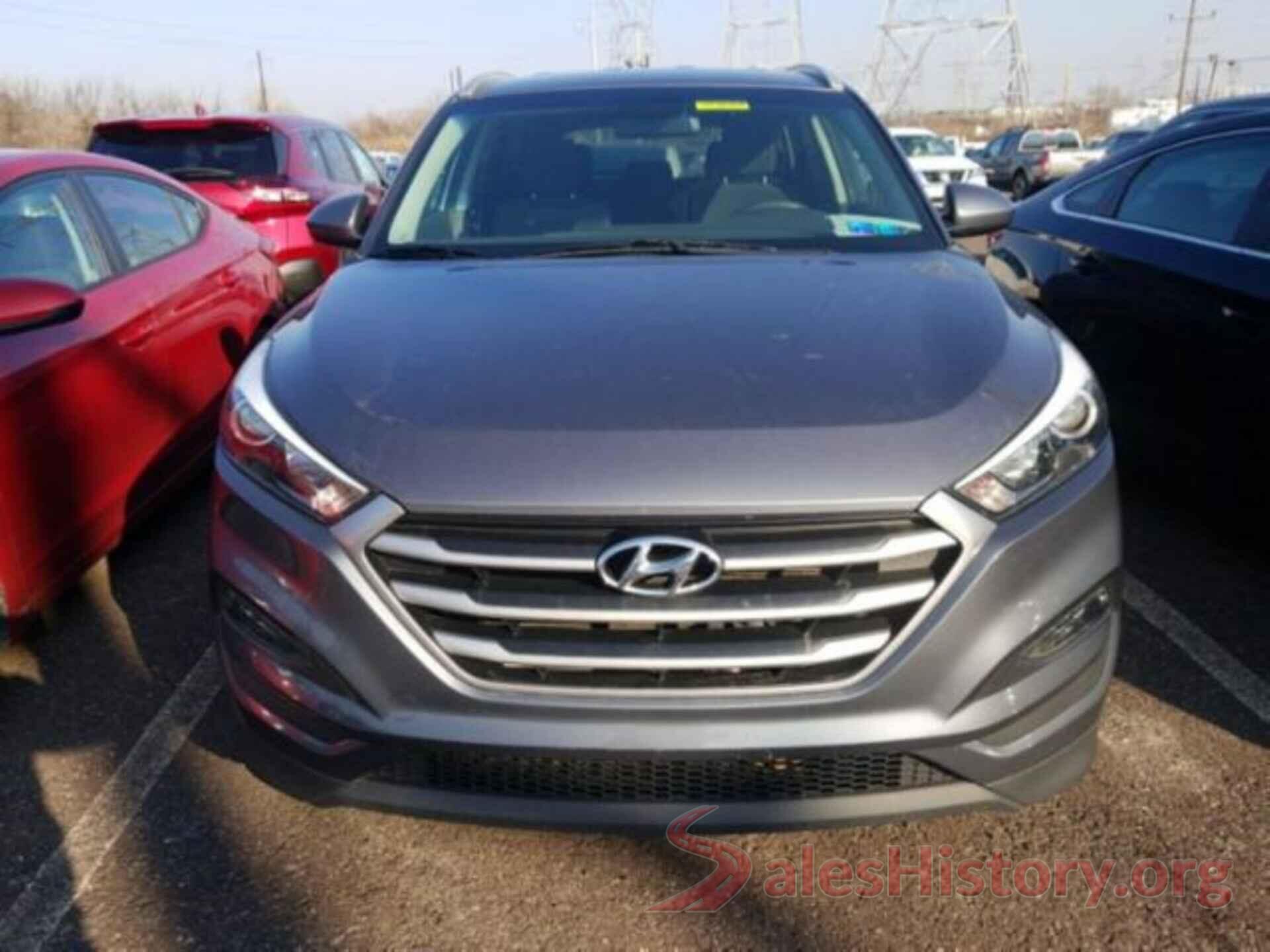 KM8J3CA45HU501111 2017 HYUNDAI TUCSON