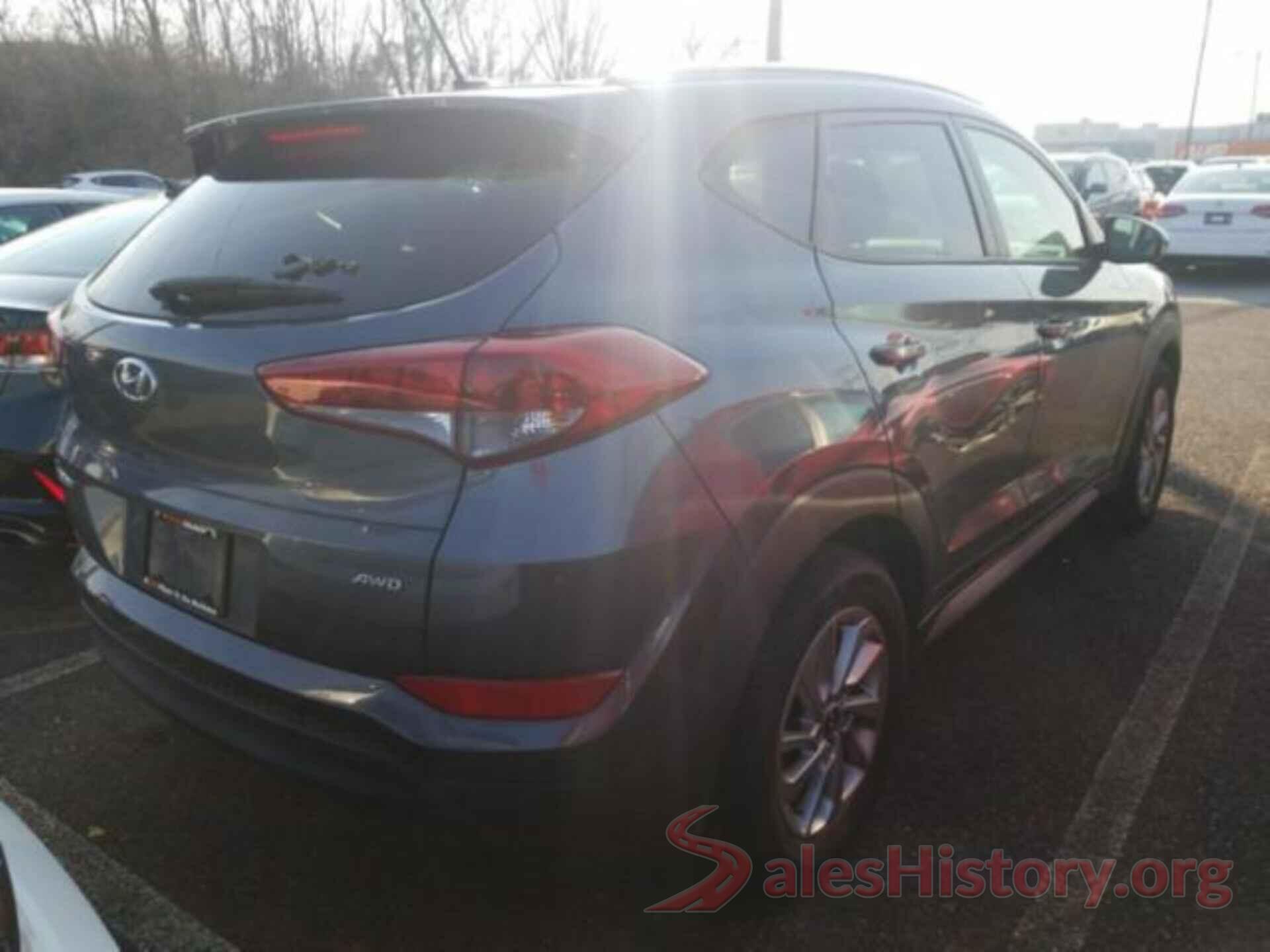 KM8J3CA45HU501111 2017 HYUNDAI TUCSON