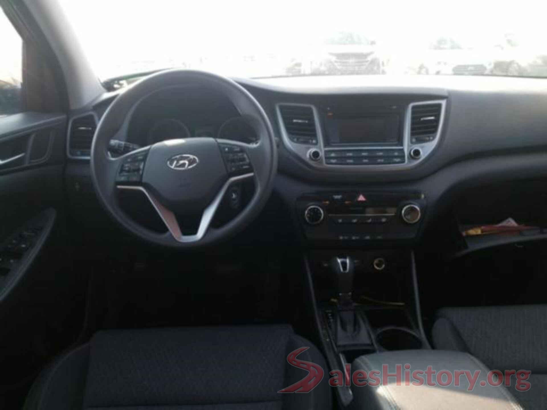 KM8J3CA45HU501111 2017 HYUNDAI TUCSON