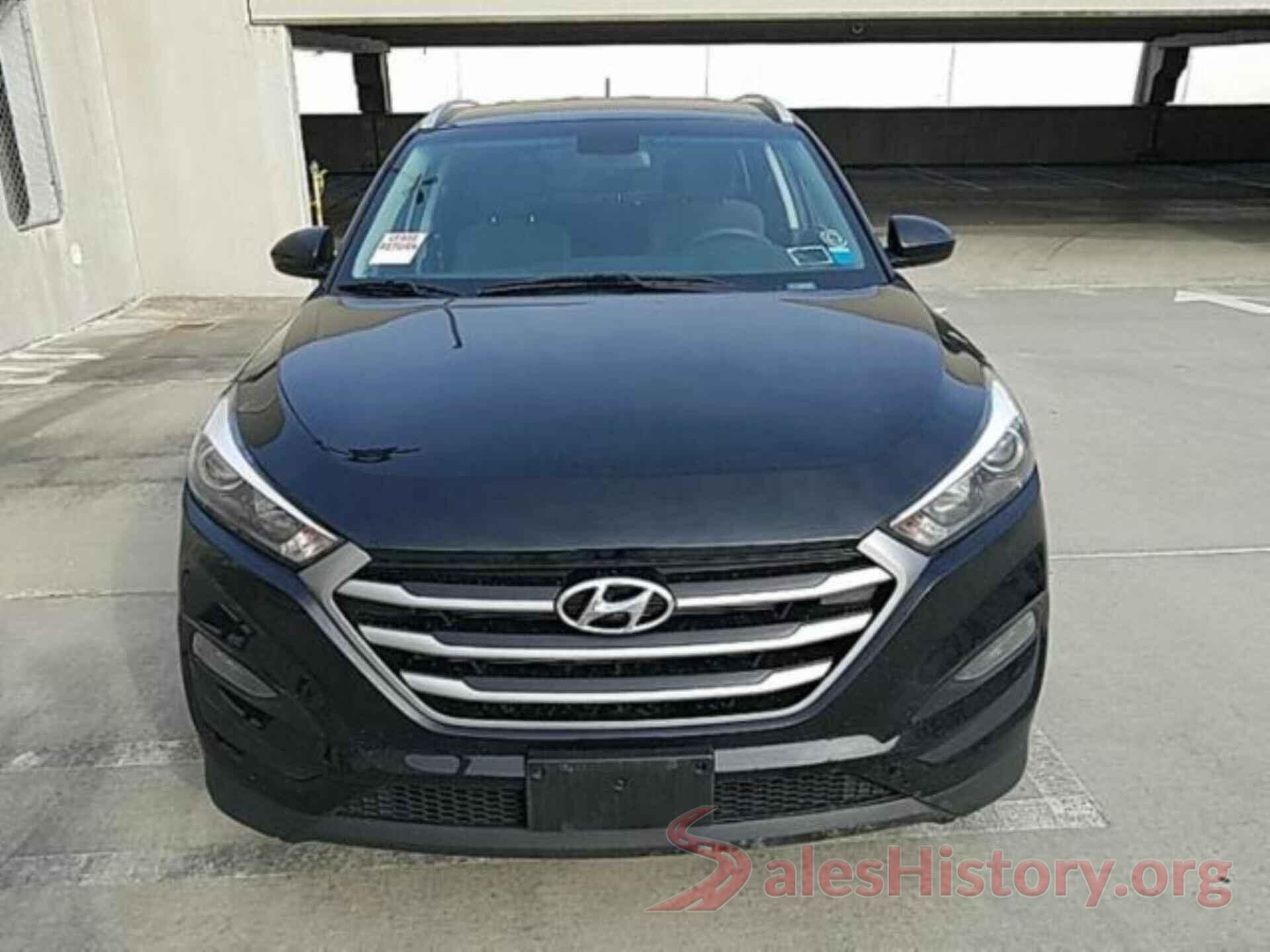 KM8J3CA45HU555525 2017 HYUNDAI TUCSON