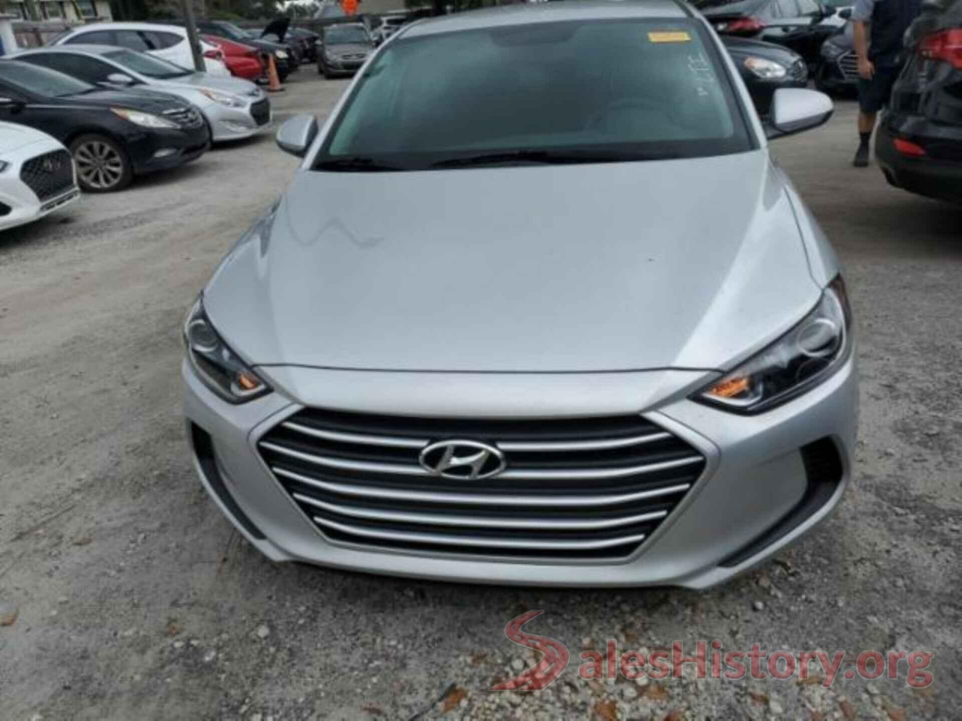 5NPD84LF9JH220386 2018 HYUNDAI ELANTRA