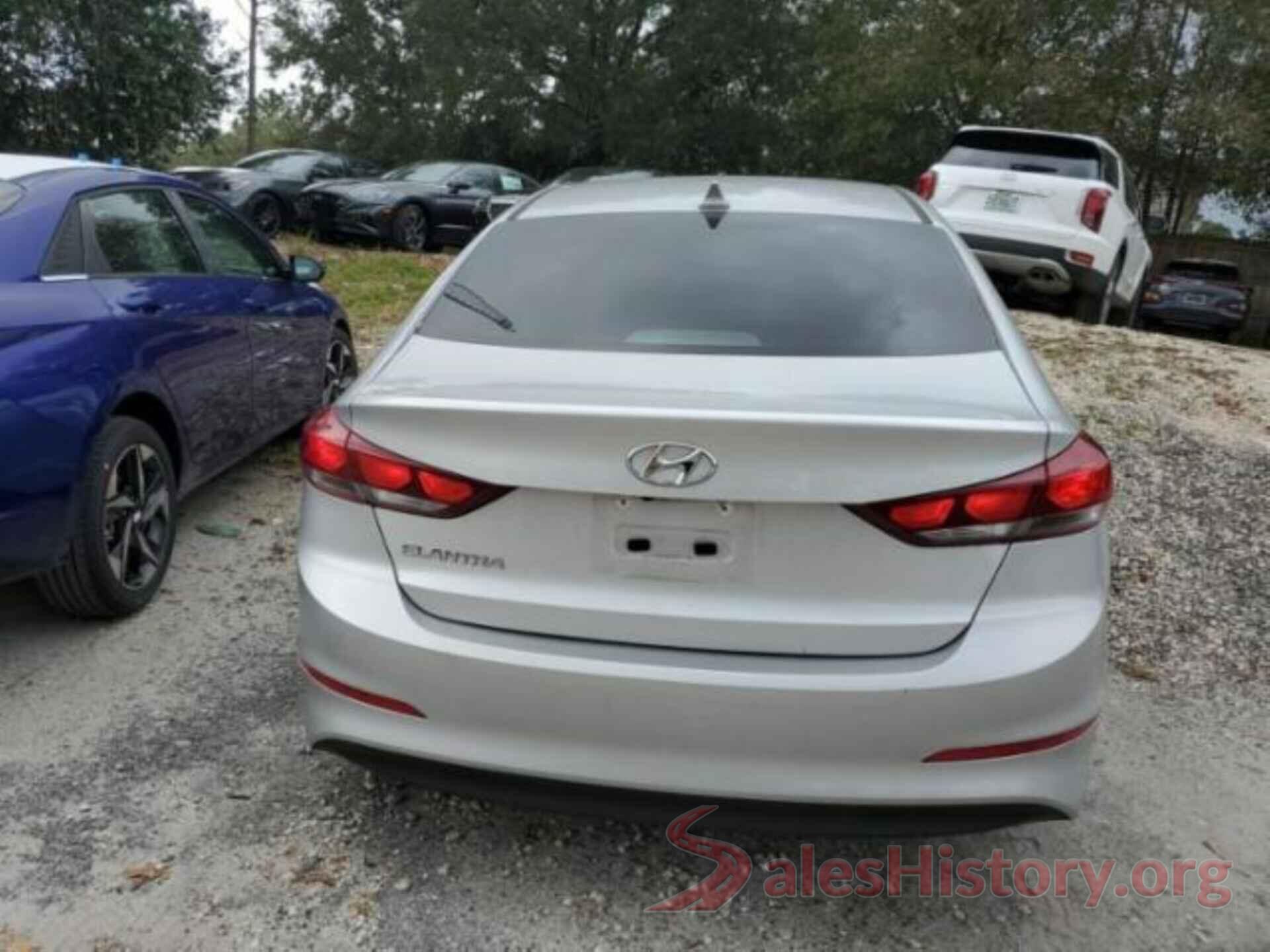 5NPD84LF9JH220386 2018 HYUNDAI ELANTRA