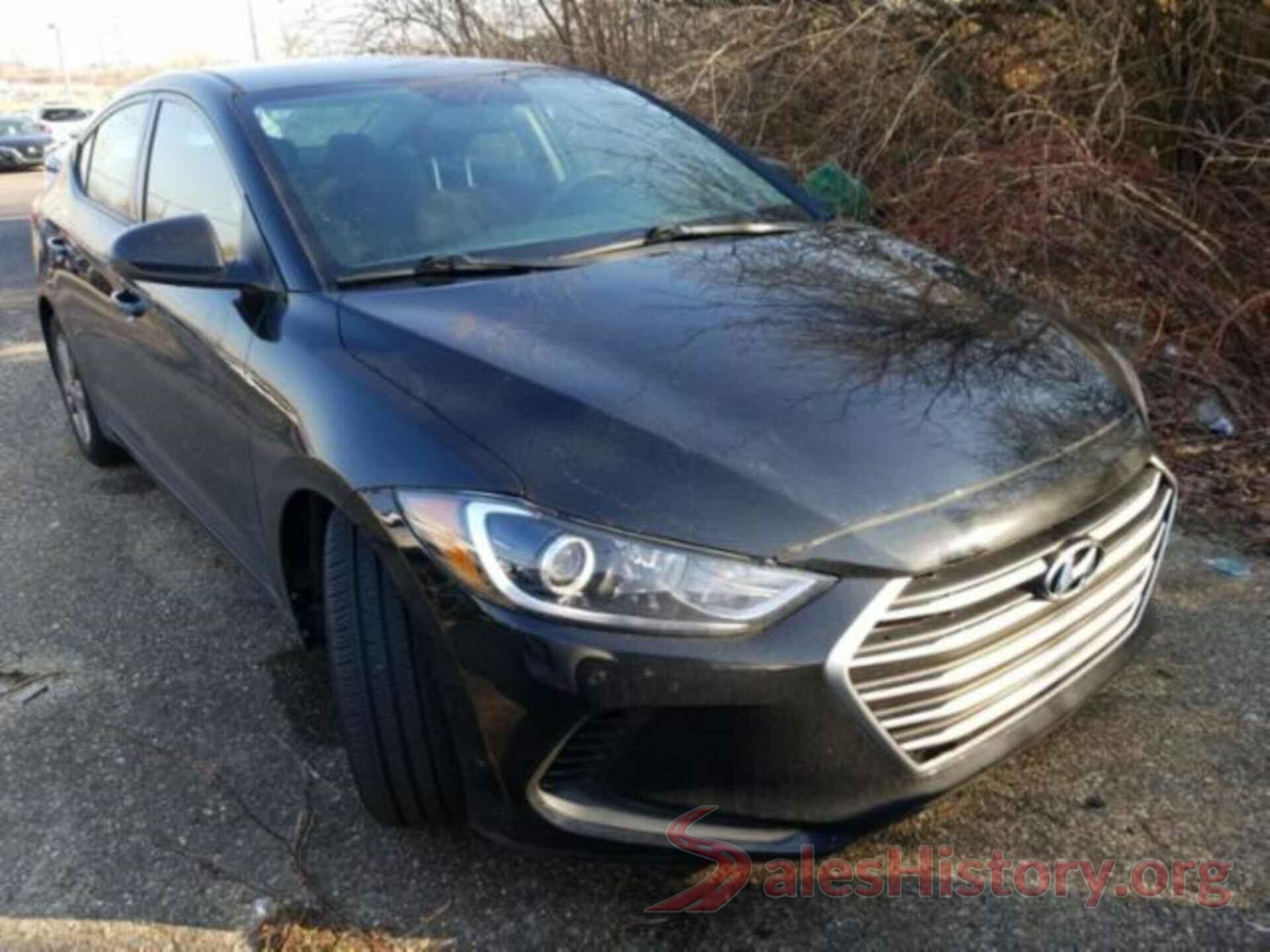 5NPD84LFXJH289605 2018 HYUNDAI ELANTRA