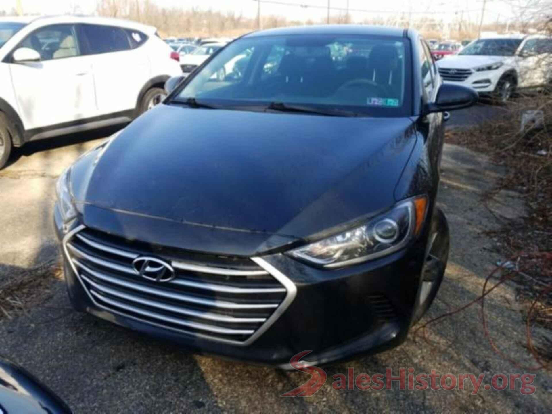 5NPD84LFXJH289605 2018 HYUNDAI ELANTRA