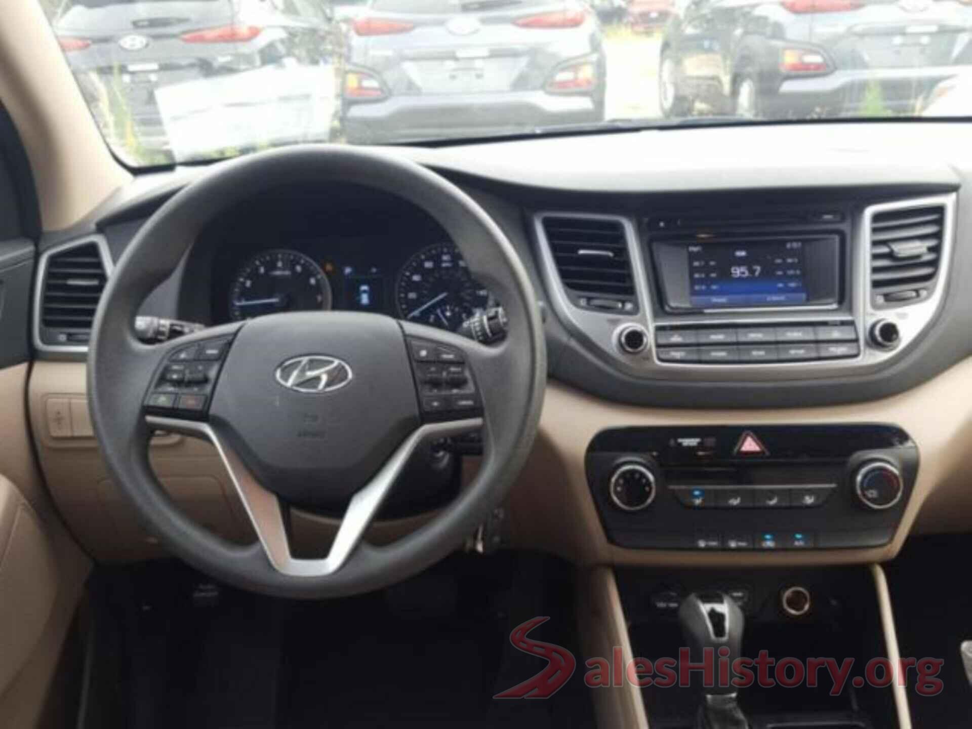 KM8J33A45HU521830 2017 HYUNDAI TUCSON