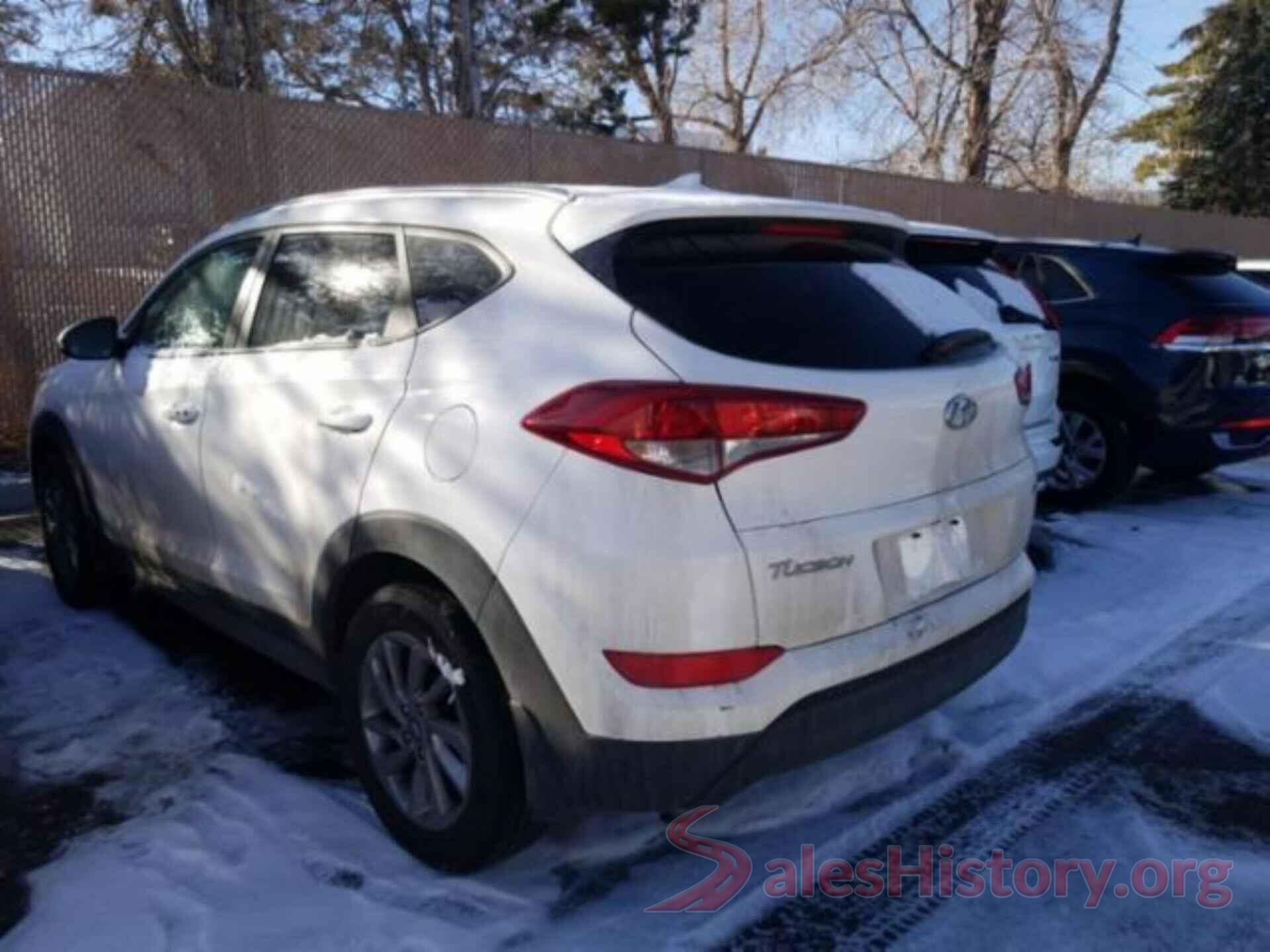 KM8J3CA41HU557448 2017 HYUNDAI TUCSON