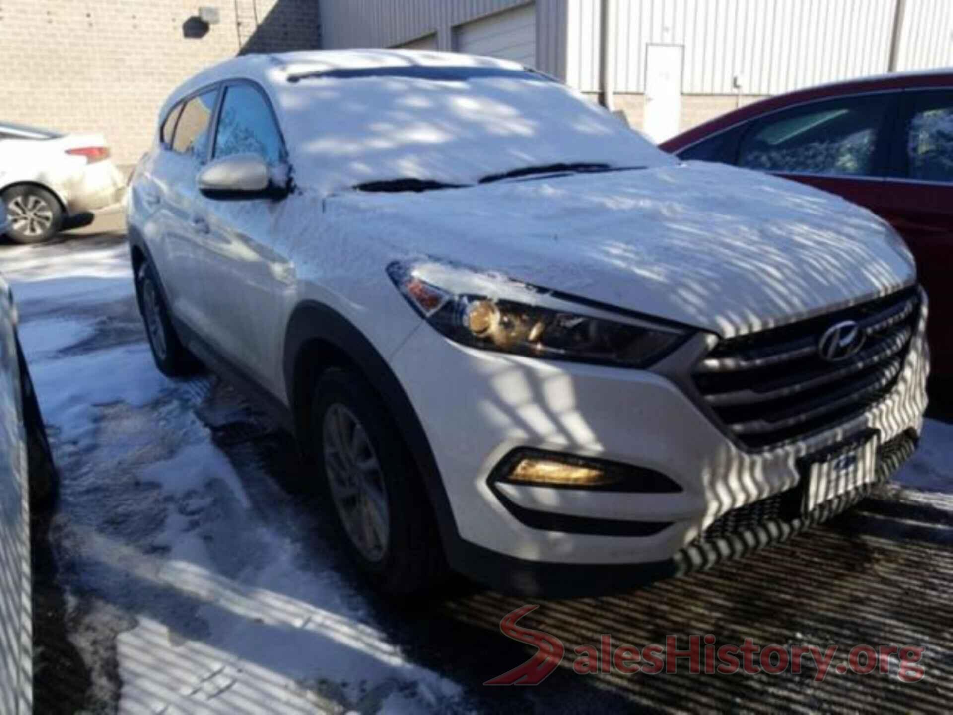 KM8J3CA41HU557448 2017 HYUNDAI TUCSON