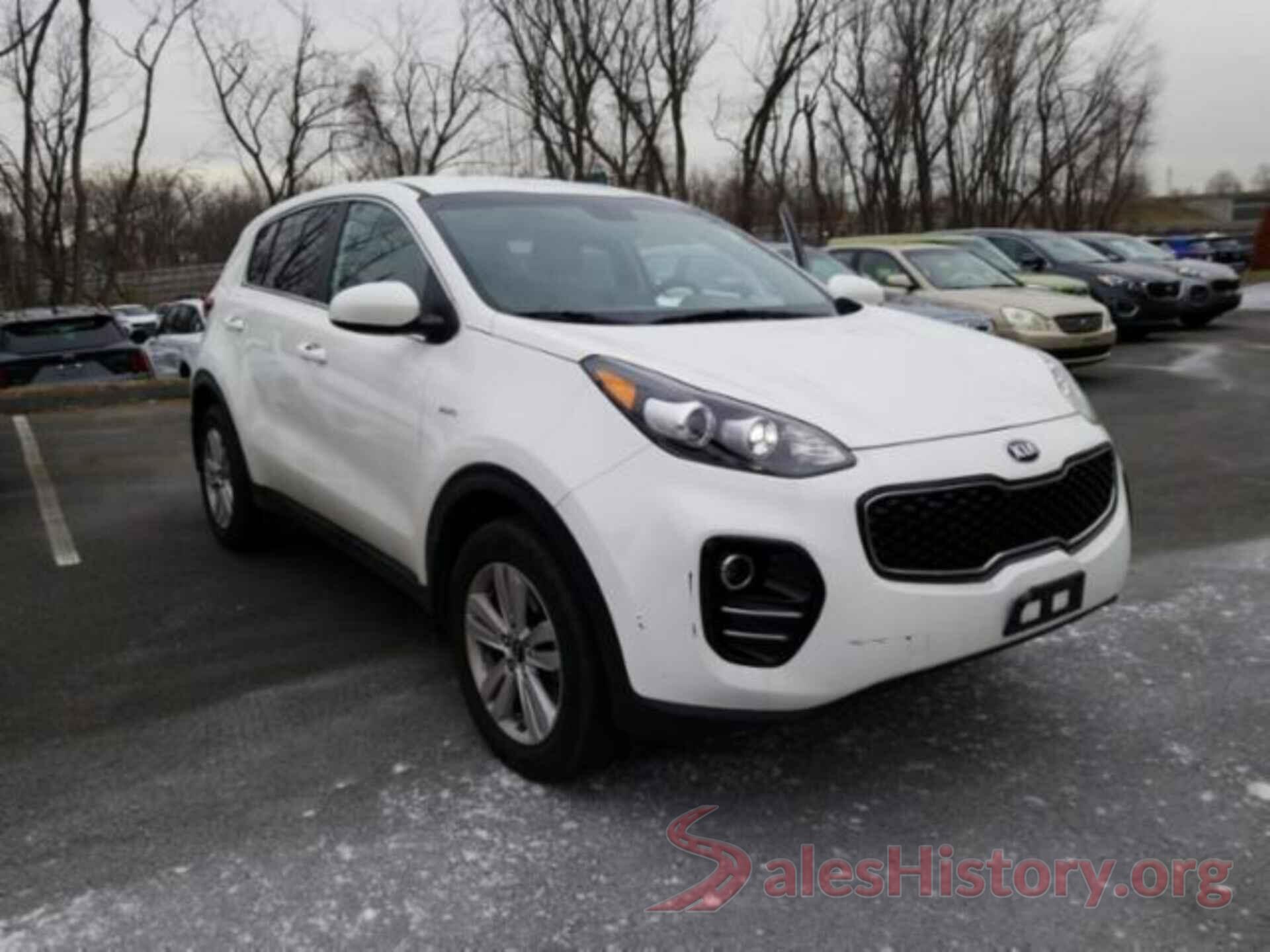 KNDPMCAC4J7393684 2018 KIA SPORTAGE