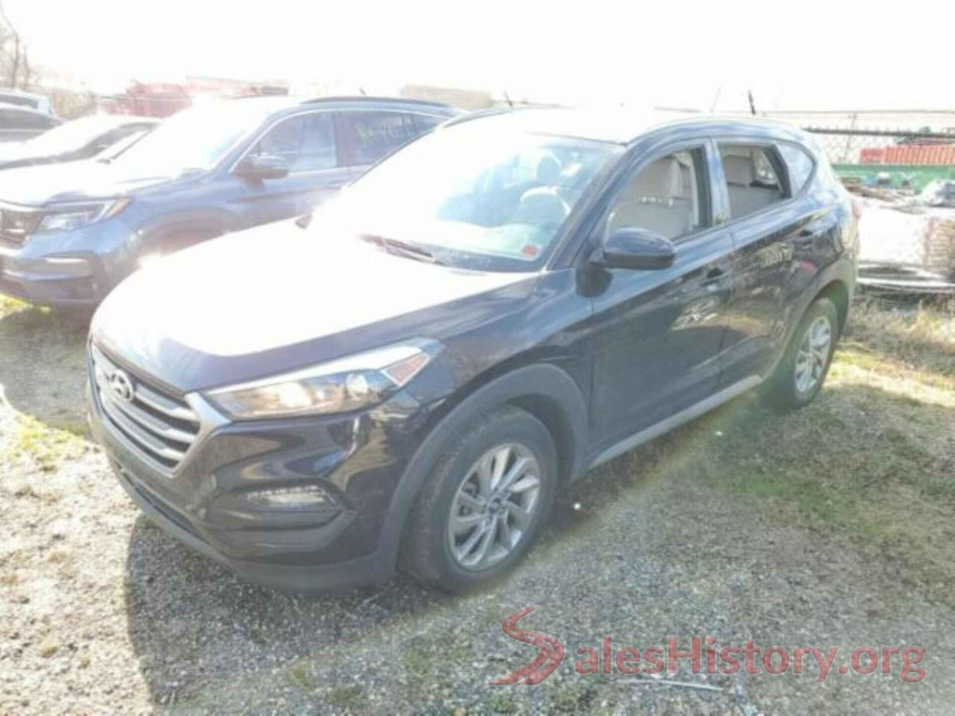 KM8J3CA49HU516050 2017 HYUNDAI TUCSON