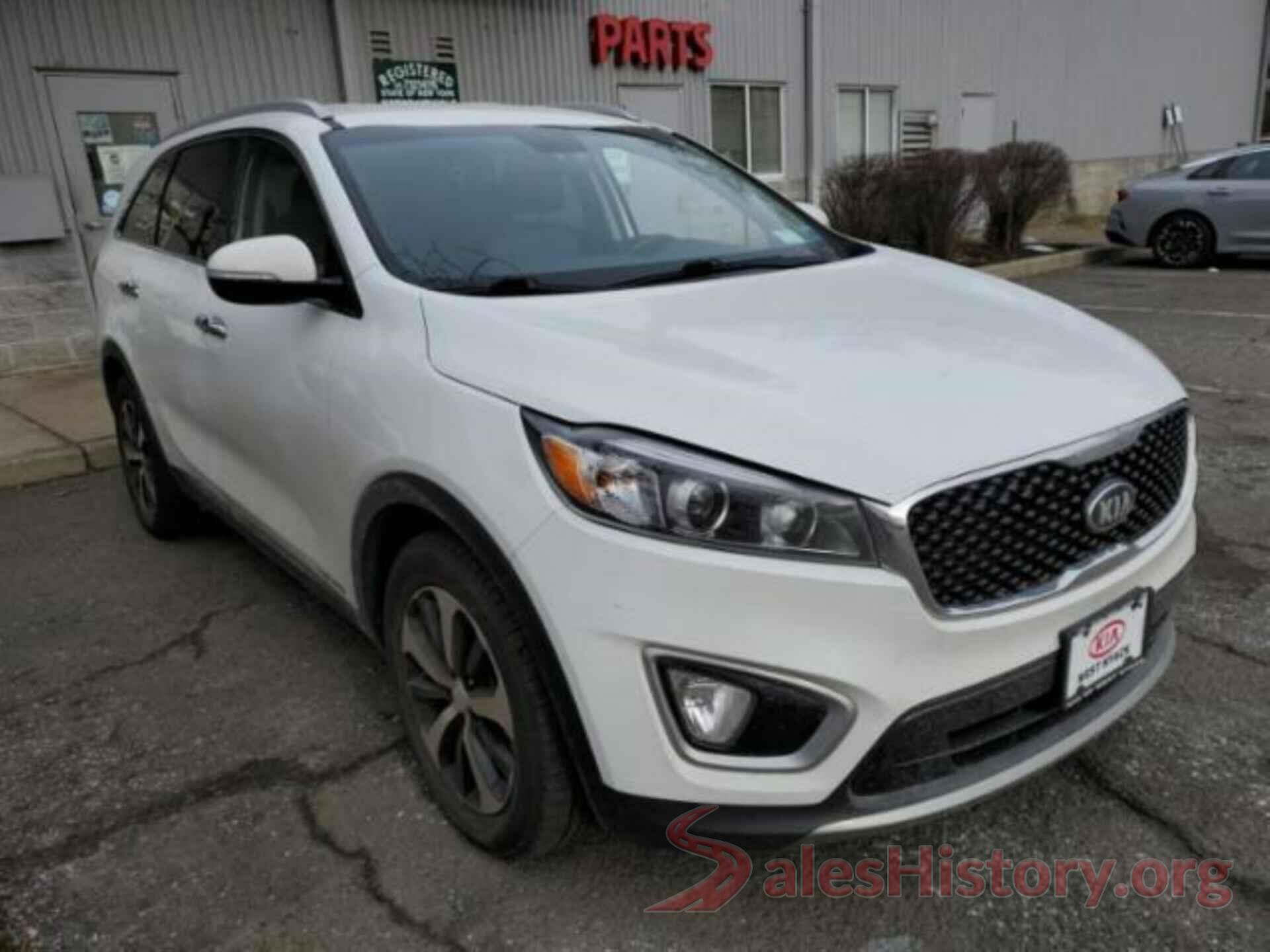 5XYPHDA53JG424874 2018 KIA SORENTO