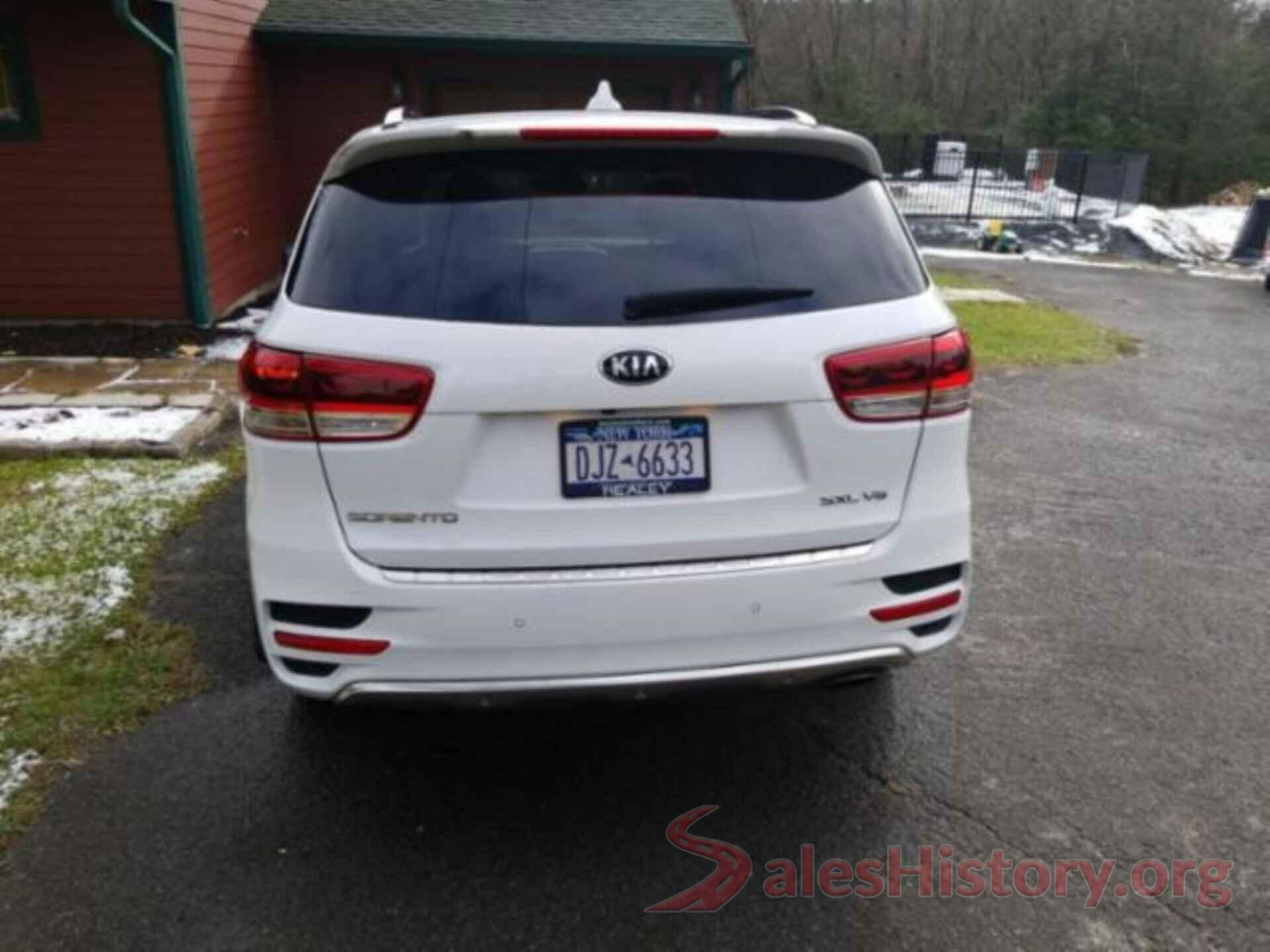 5XYPKDA5XJG366781 2018 KIA SORENTO