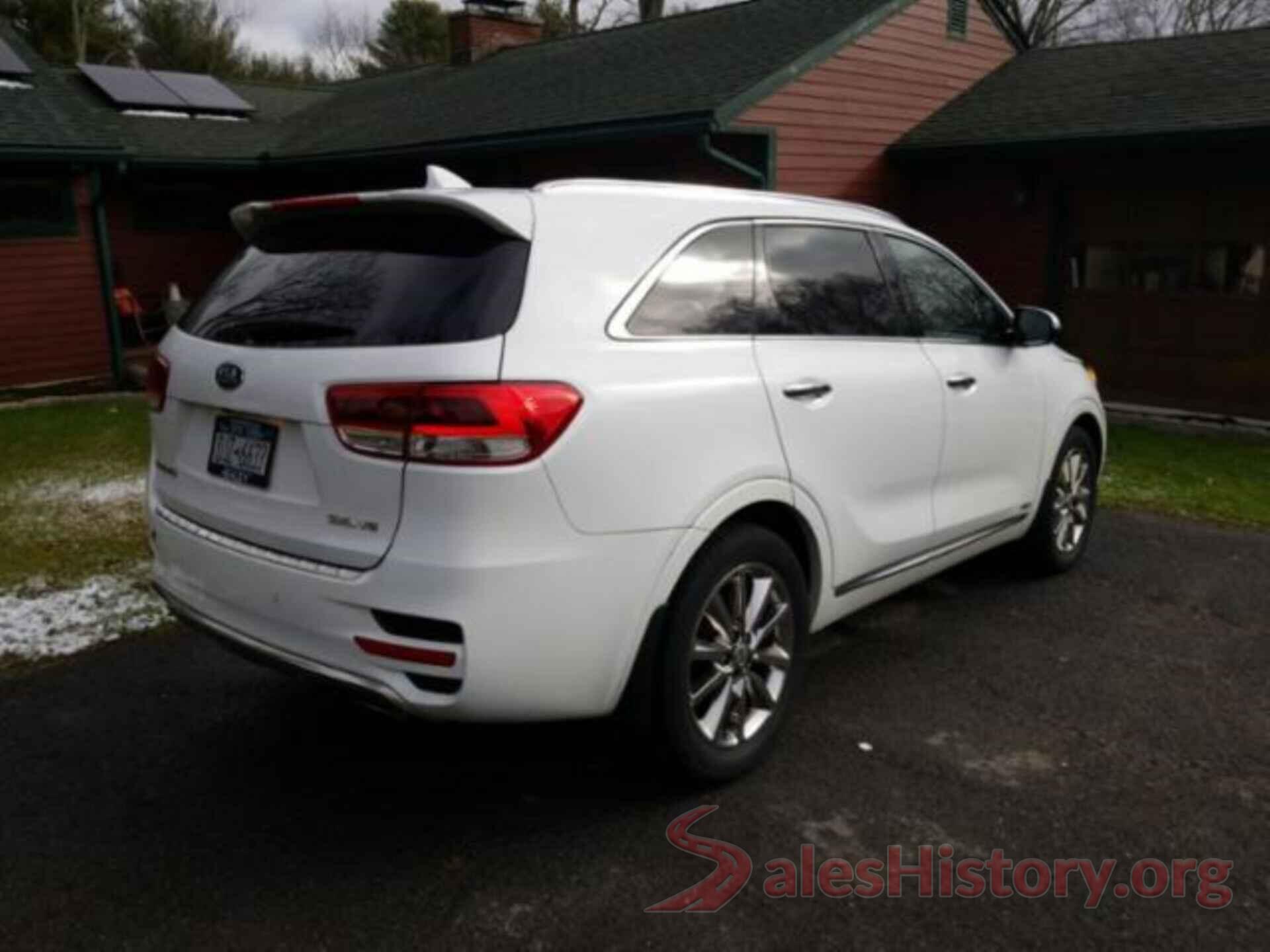 5XYPKDA5XJG366781 2018 KIA SORENTO