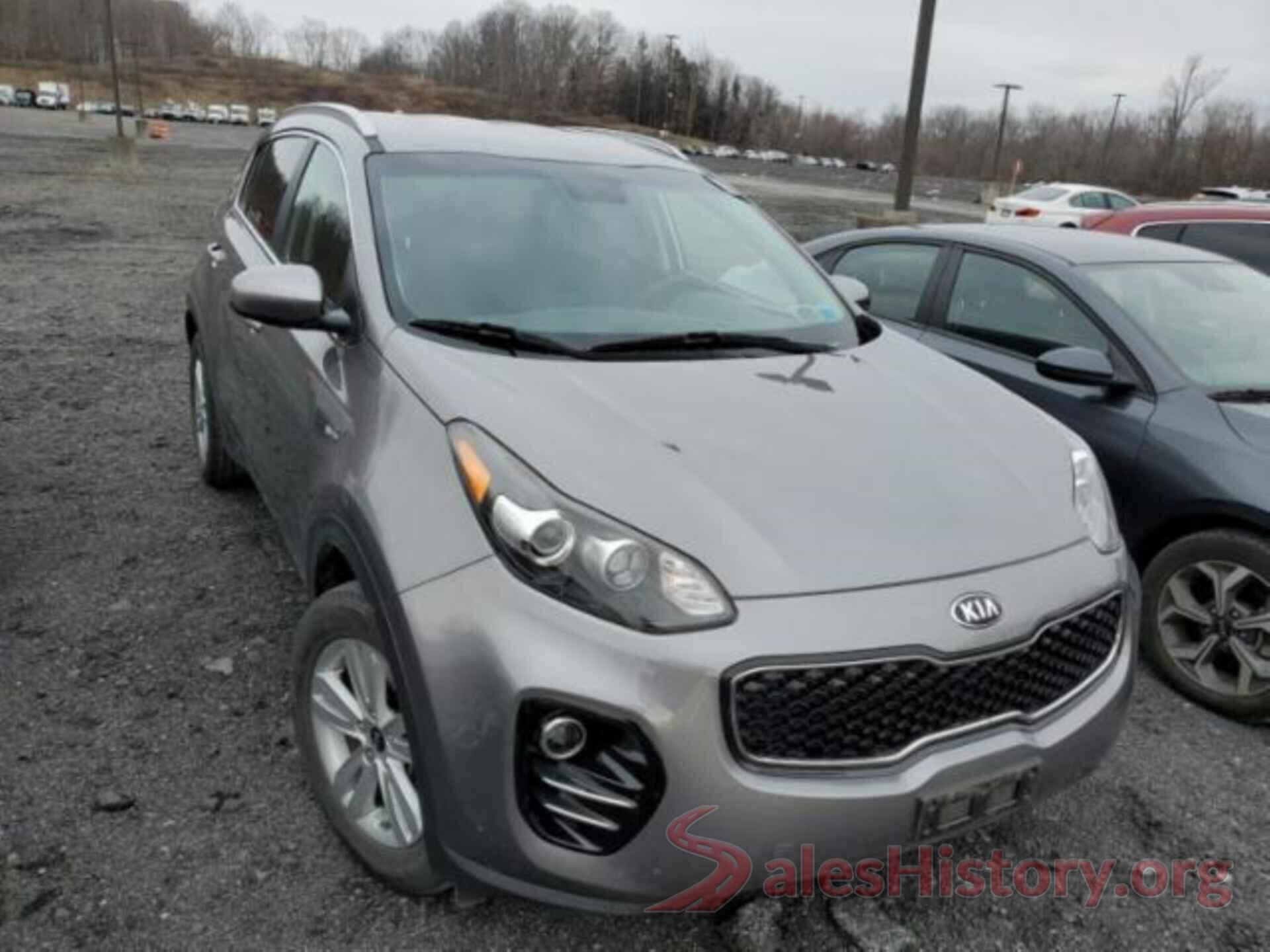 KNDPMCAC9J7395611 2018 KIA SPORTAGE