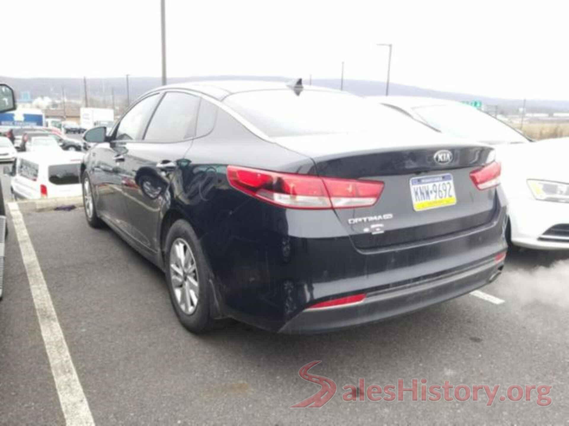 5XXGT4L30JG186044 2018 KIA OPTIMA