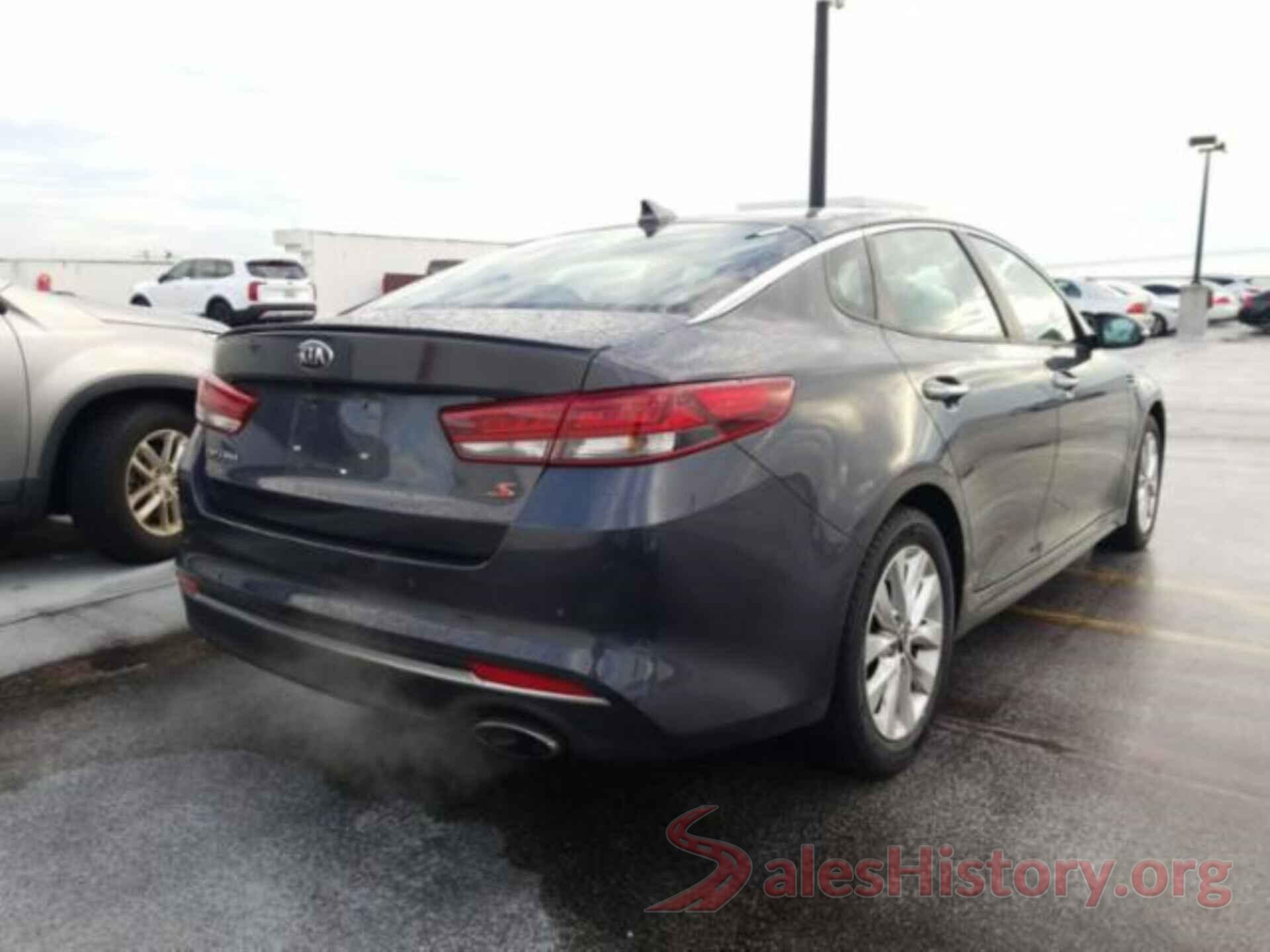 5XXGT4L32JG240718 2018 KIA OPTIMA