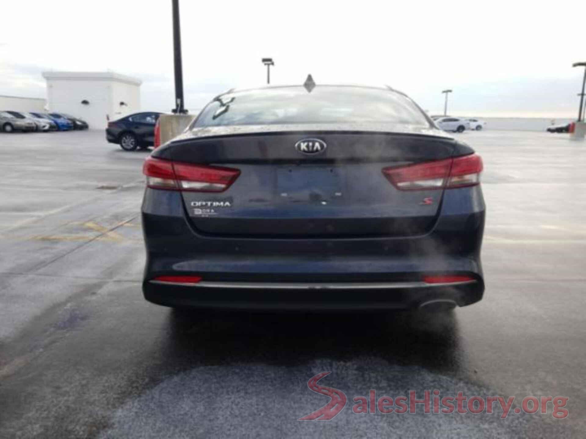 5XXGT4L32JG240718 2018 KIA OPTIMA