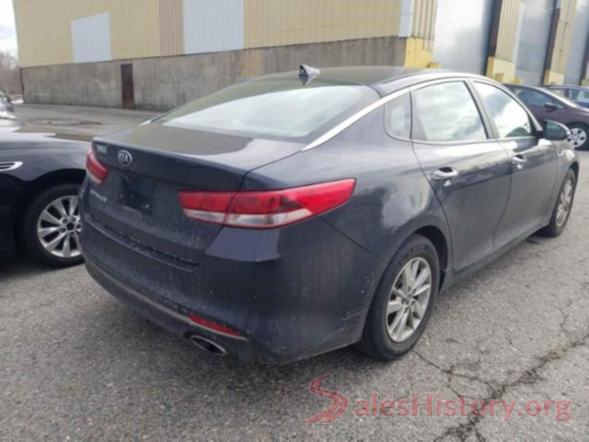 KNAGT4L37G5073721 2016 KIA OPTIMA