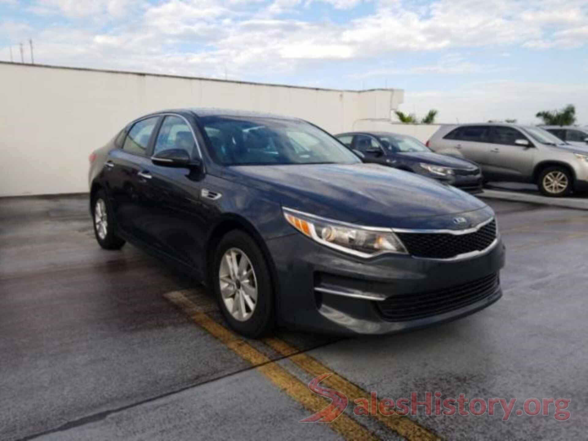 KNAGT4L3XG5092506 2016 KIA OPTIMA