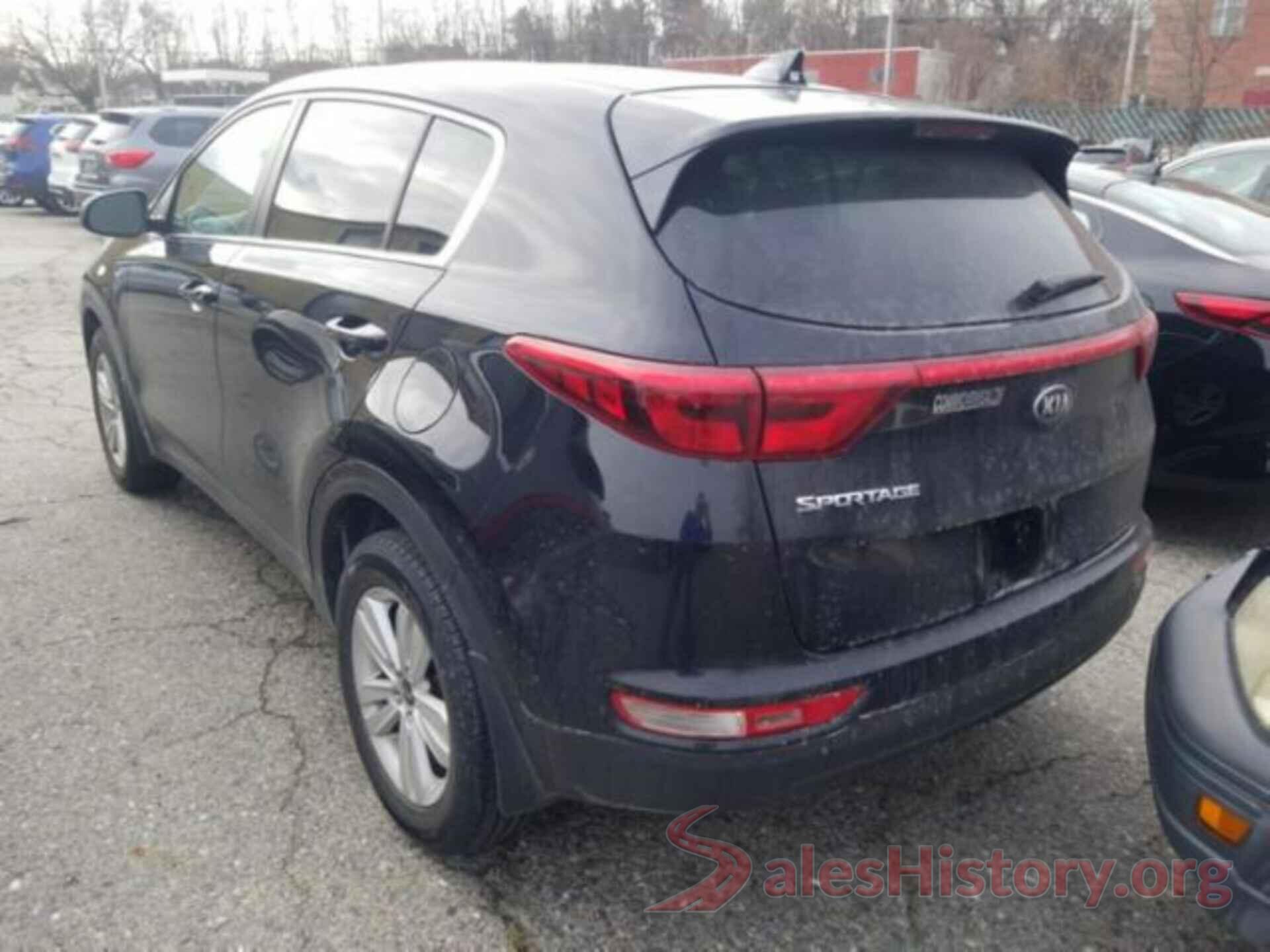 KNDPMCAC8J7390772 2018 KIA SPORTAGE