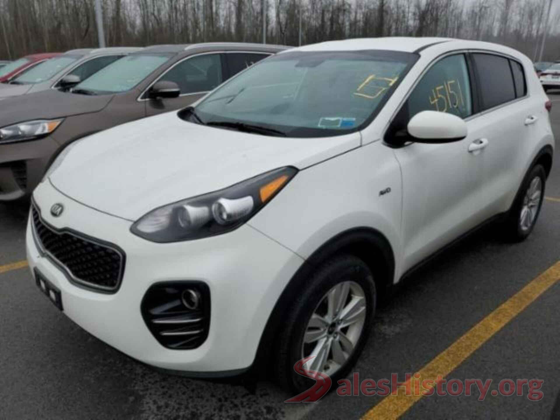 KNDPMCAC8J7412124 2018 KIA SPORTAGE