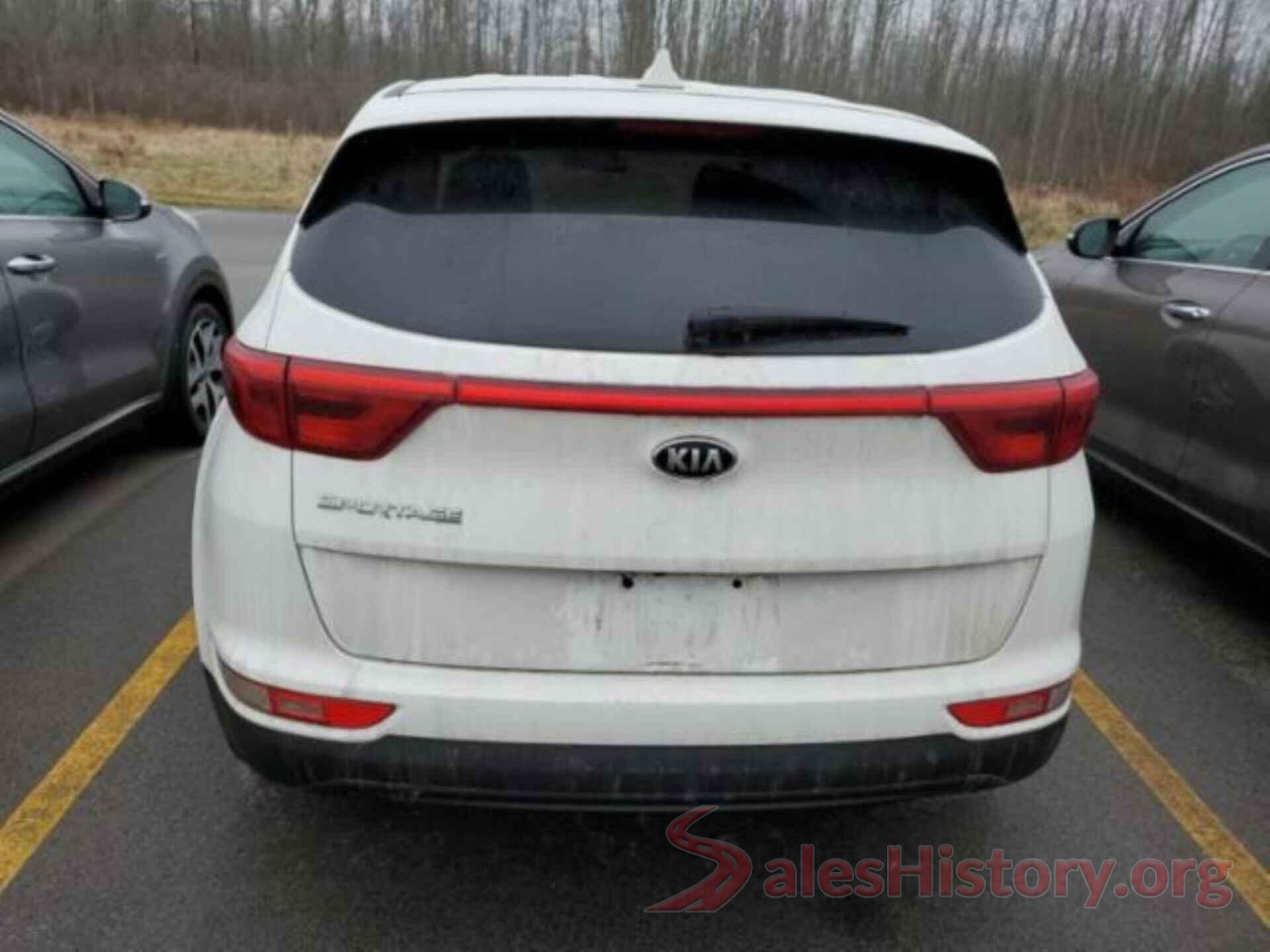 KNDPMCAC8J7412124 2018 KIA SPORTAGE