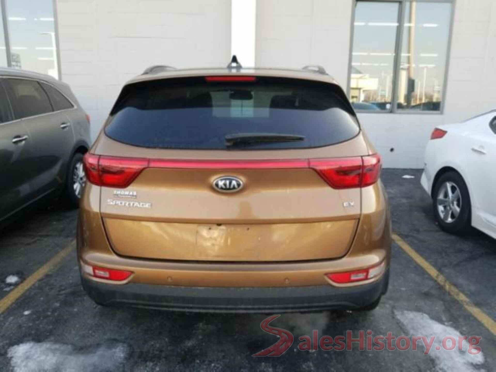 KNDPNCAC3J7353948 2018 KIA SPORTAGE