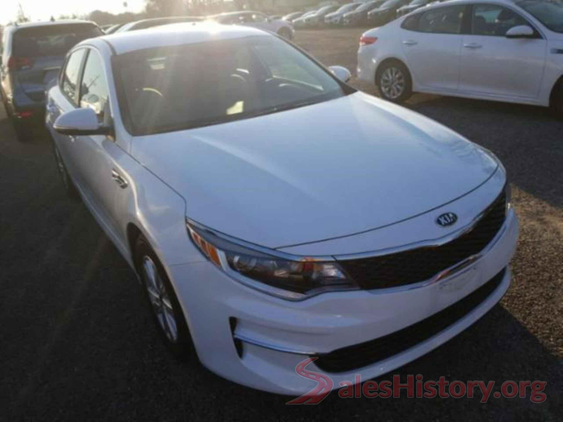 5XXGT4L32JG200445 2018 KIA OPTIMA