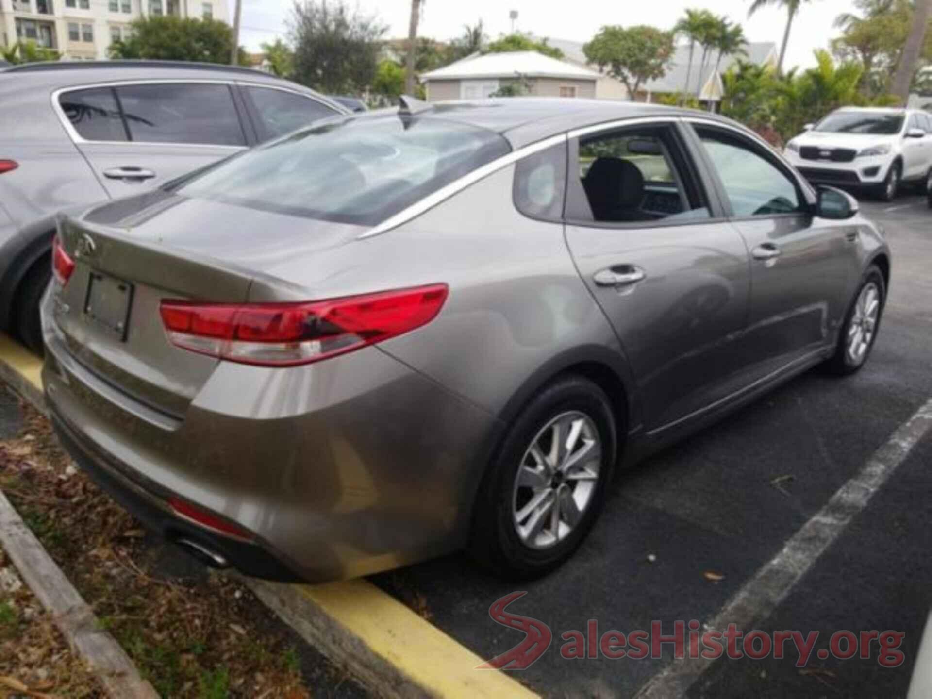 5XXGT4L37JG179298 2018 KIA OPTIMA