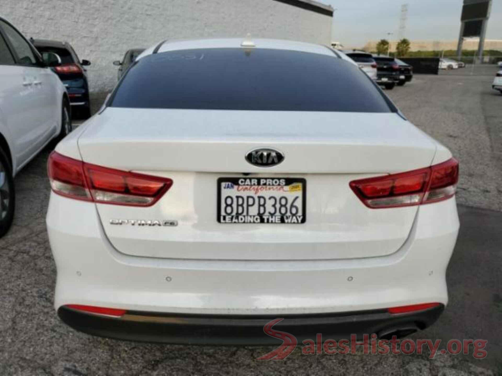 5XXGT4L37JG220531 2018 KIA OPTIMA